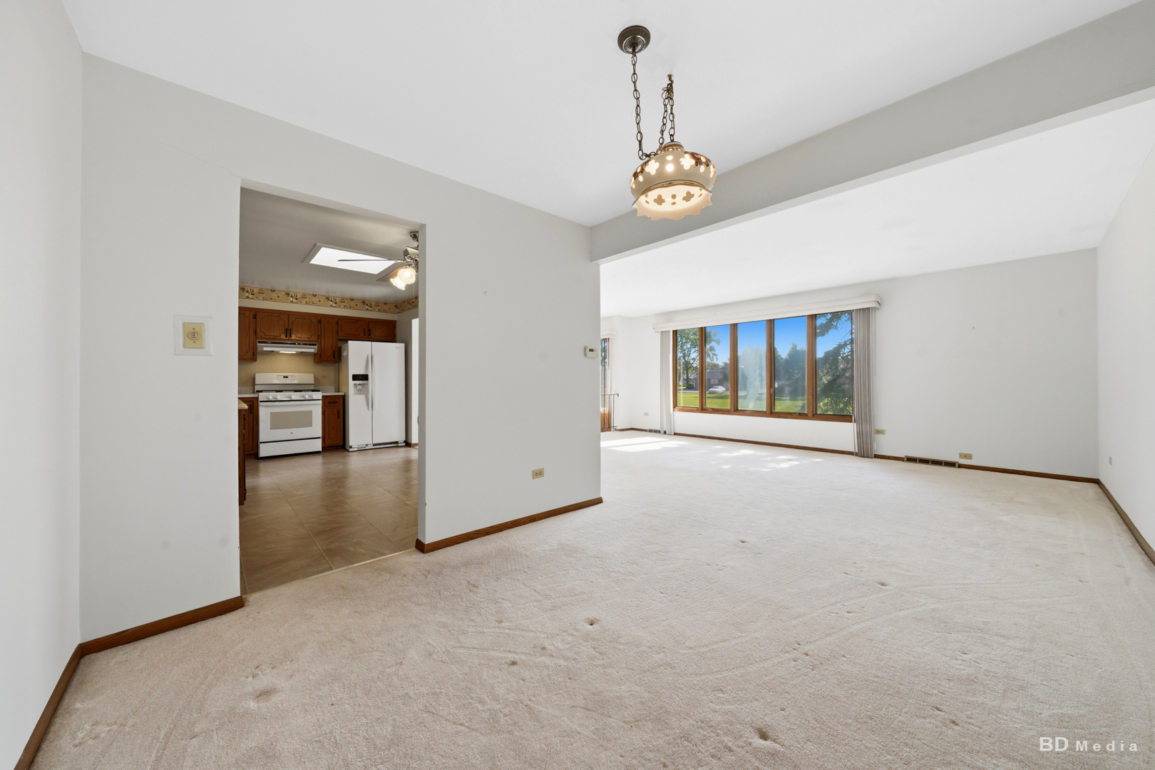 15417 Aster Street Property Photo 10