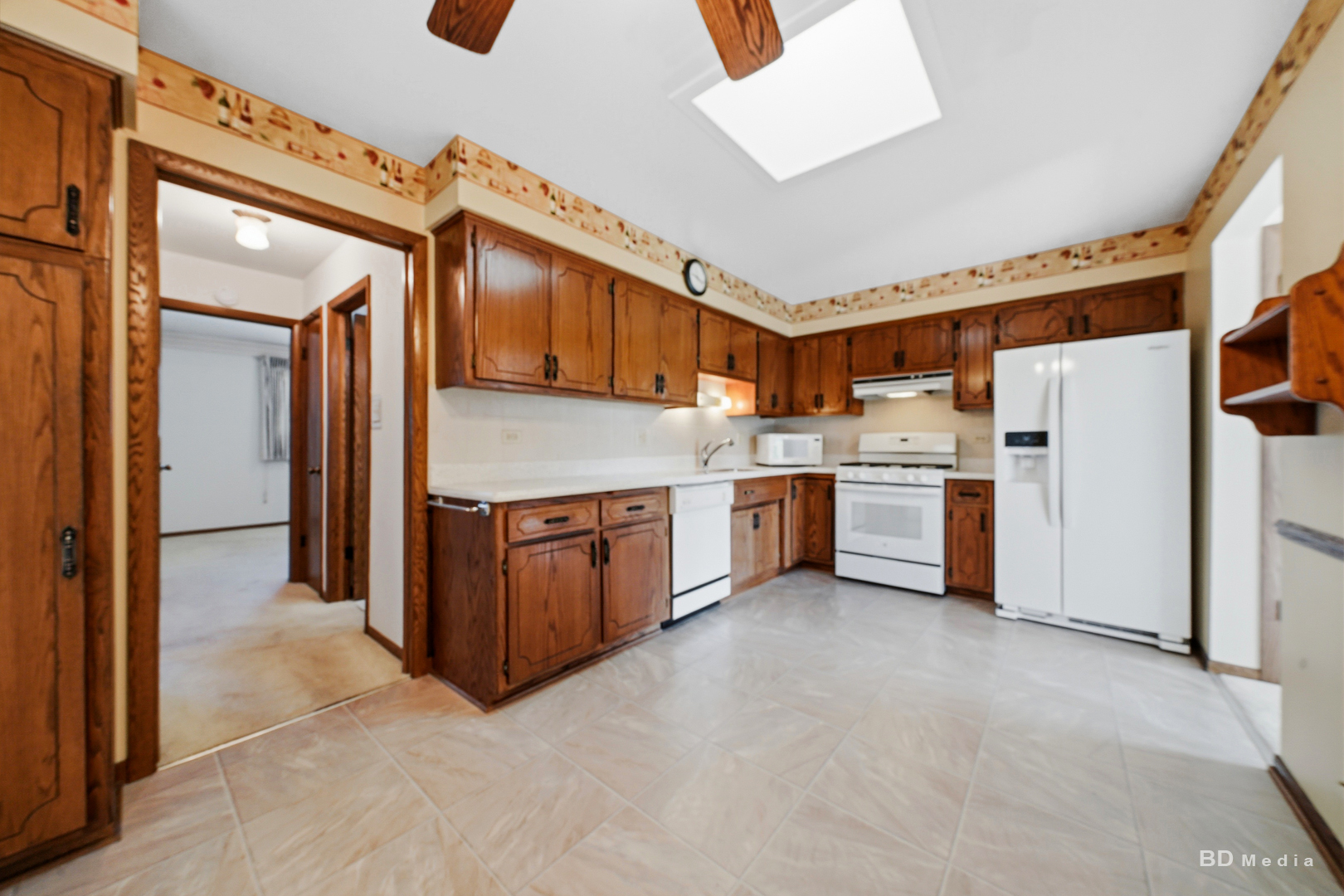 15417 Aster Street Property Photo 12