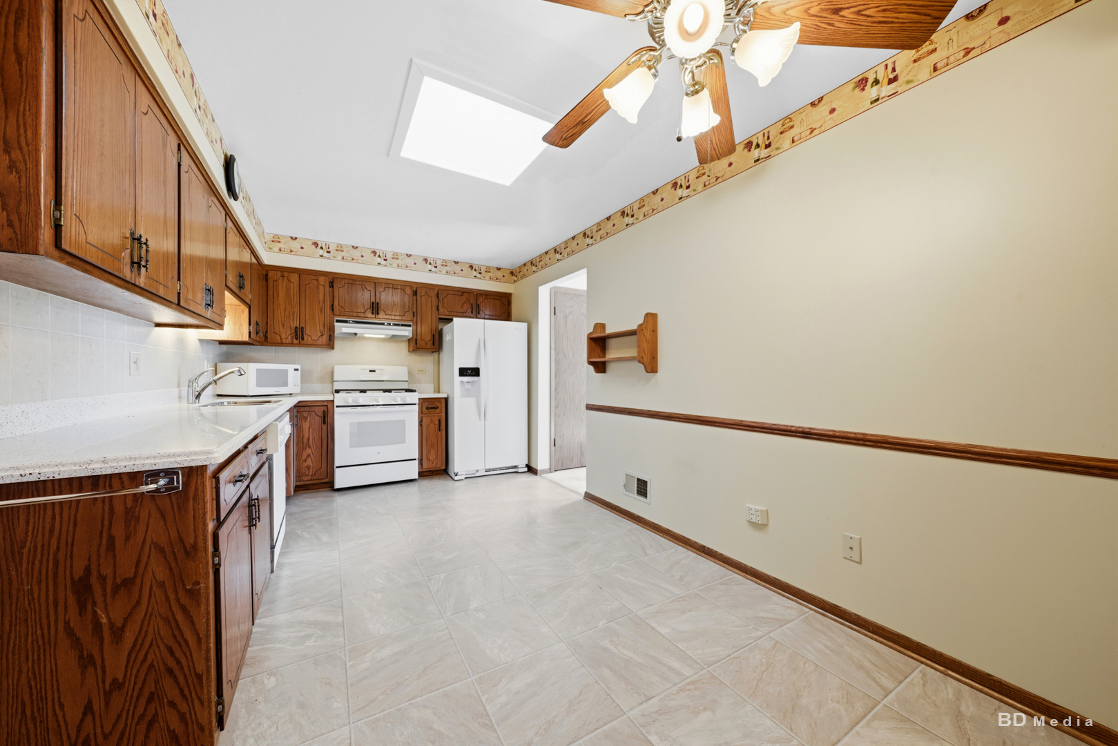 15417 Aster Street Property Photo 14