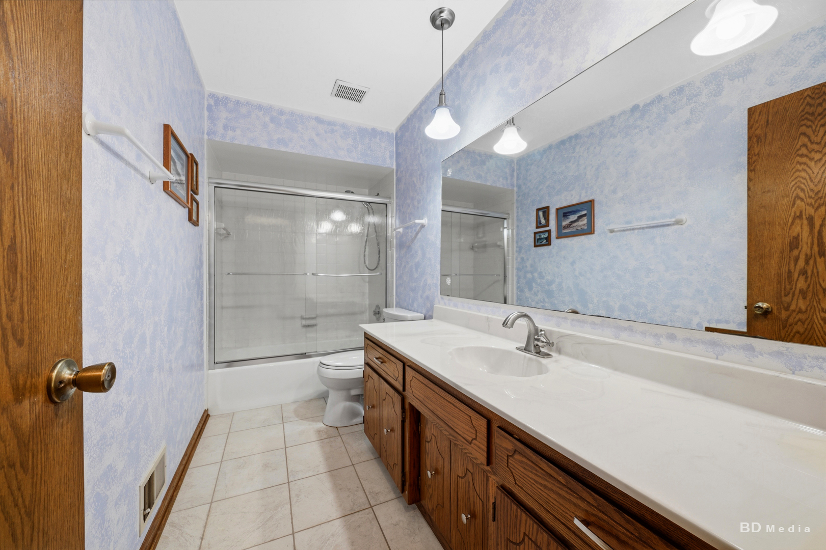 15417 Aster Street Property Photo 21