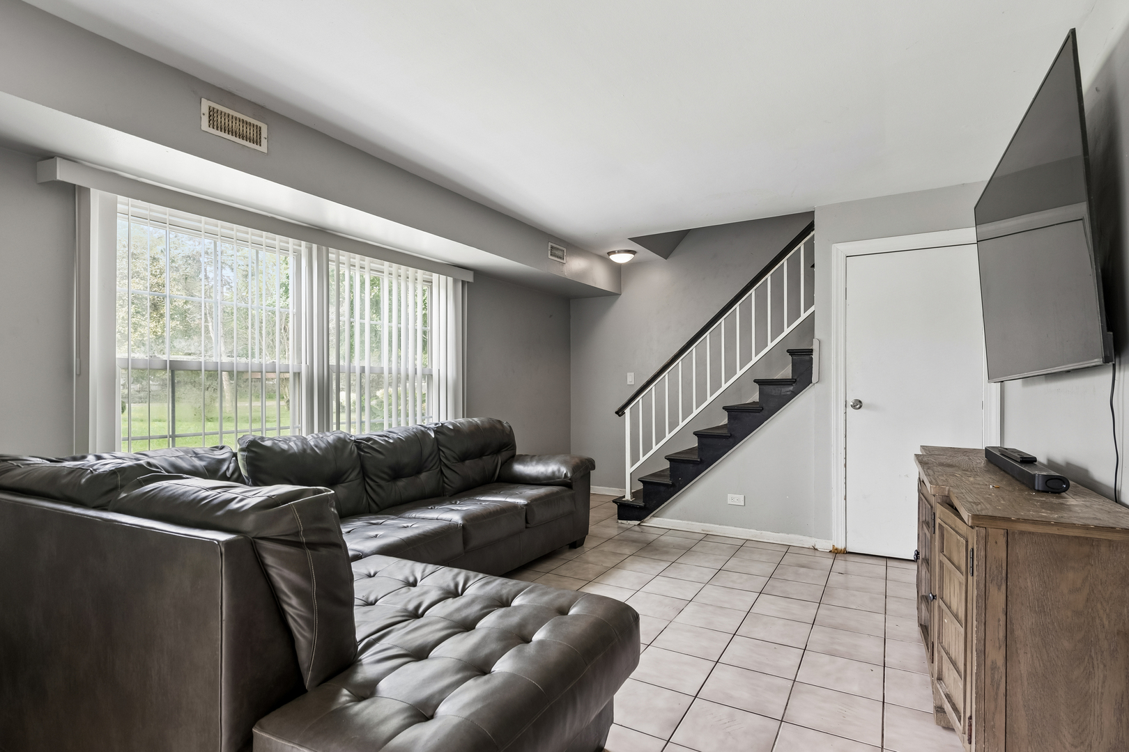 1395 S Glen Circle B Property Photo 5