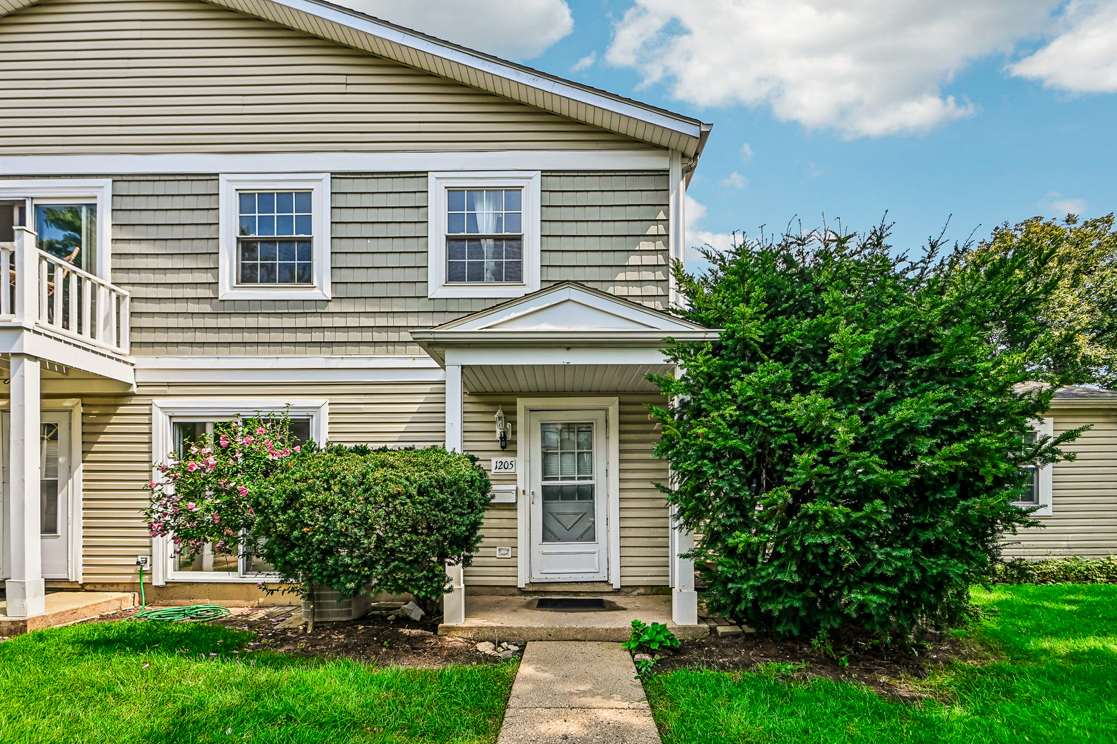 1205 Quincy Court Property Photo 3