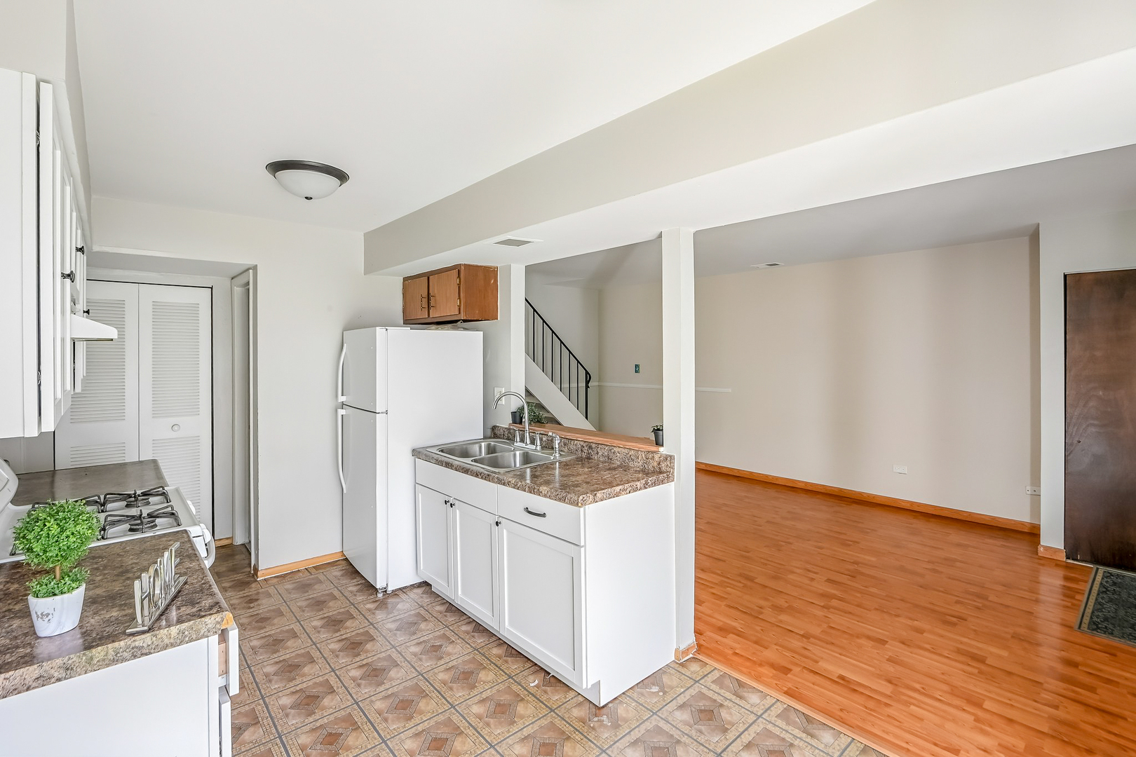 1205 Quincy Court Property Photo 10