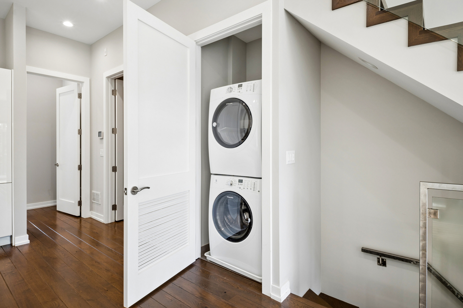 12765769 Property Photo 27