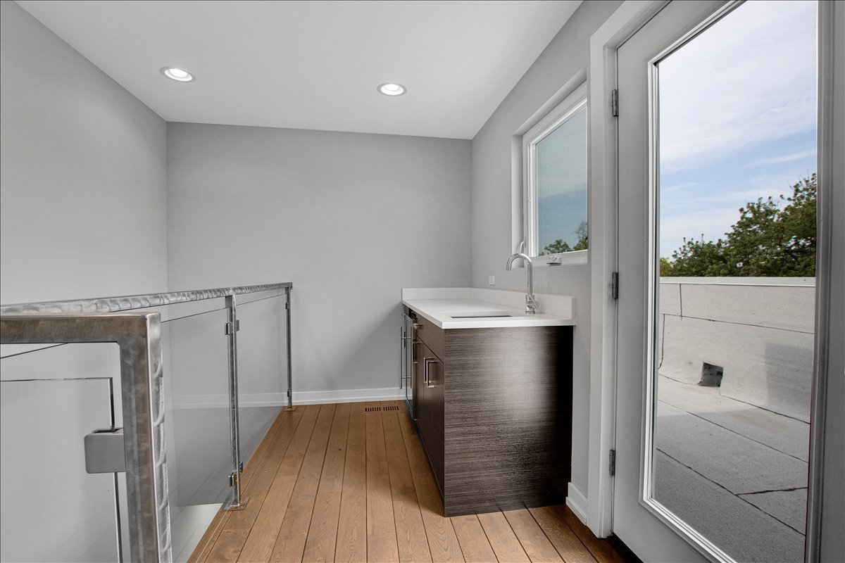12765769 Property Photo 28