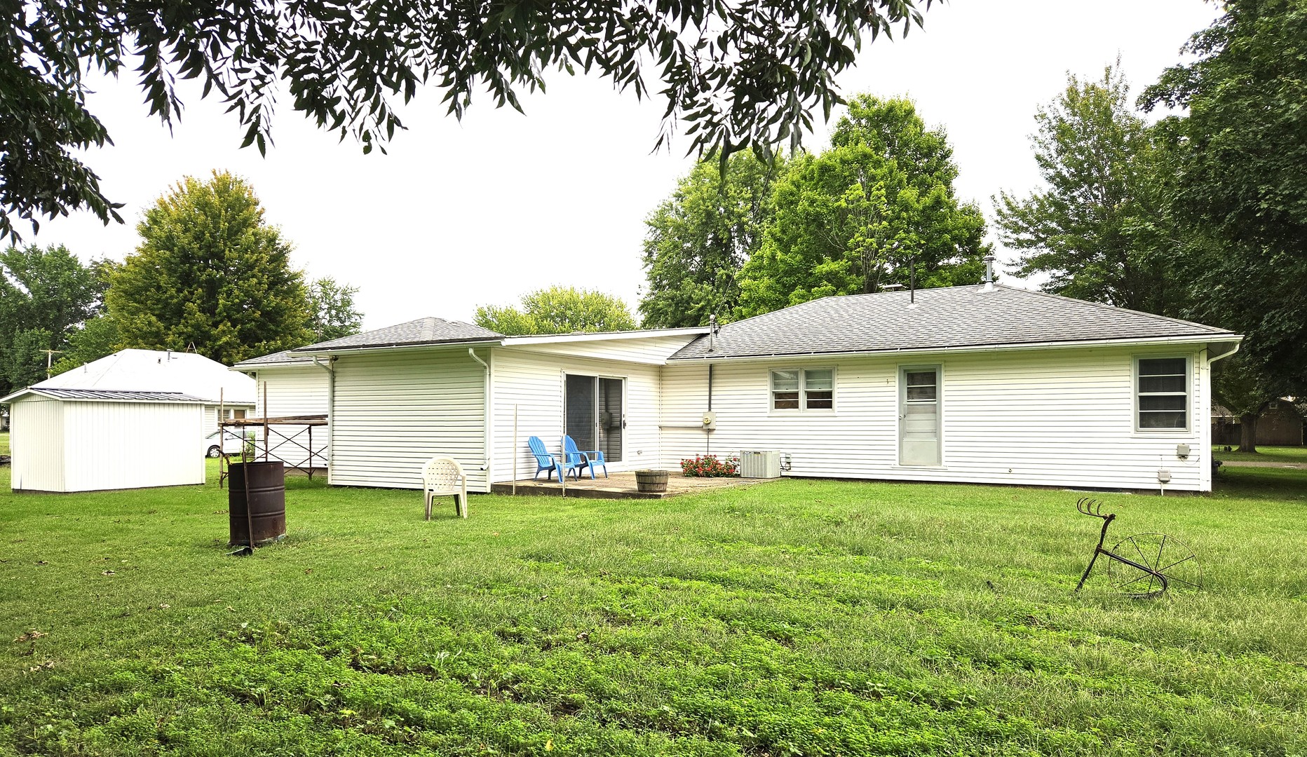 355 Lee Evans Drive Property Photo 4