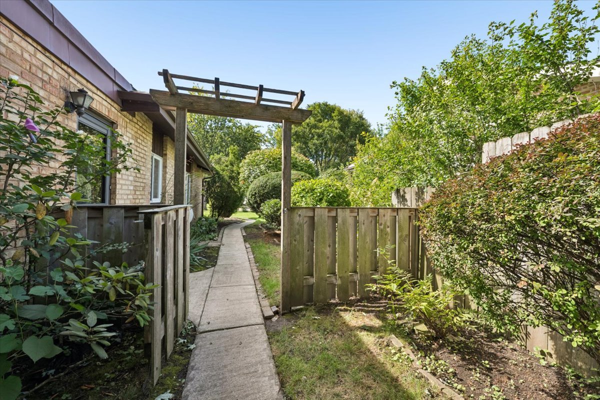 9617 Keystone Avenue Property Photo 22