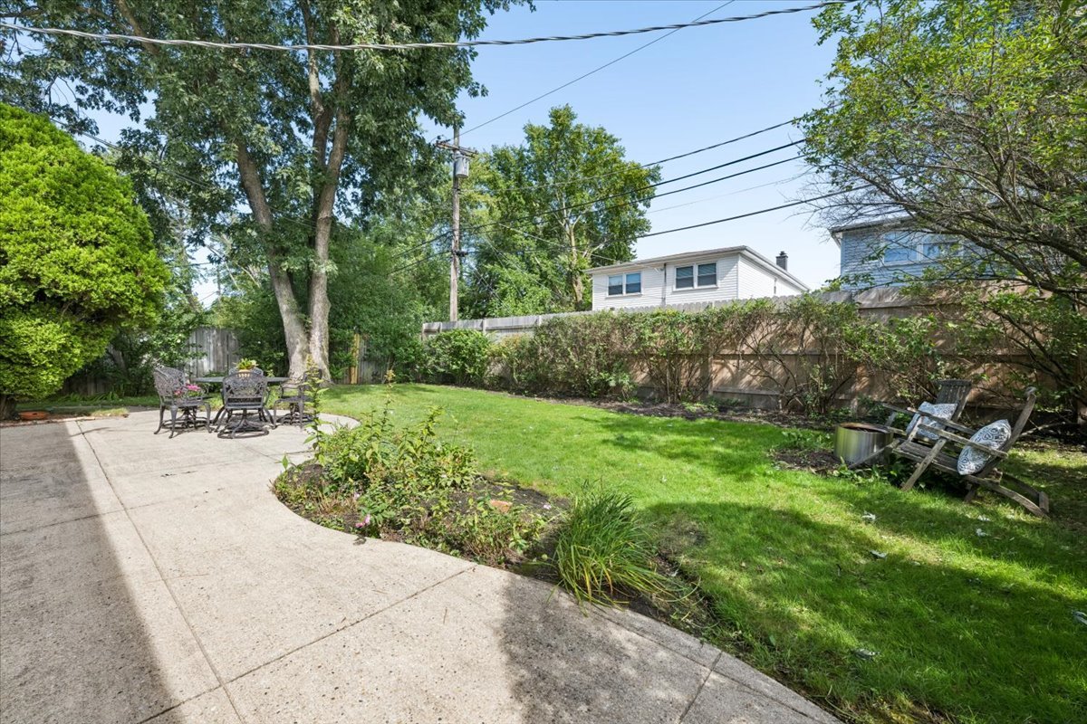 9617 Keystone Avenue Property Photo 25