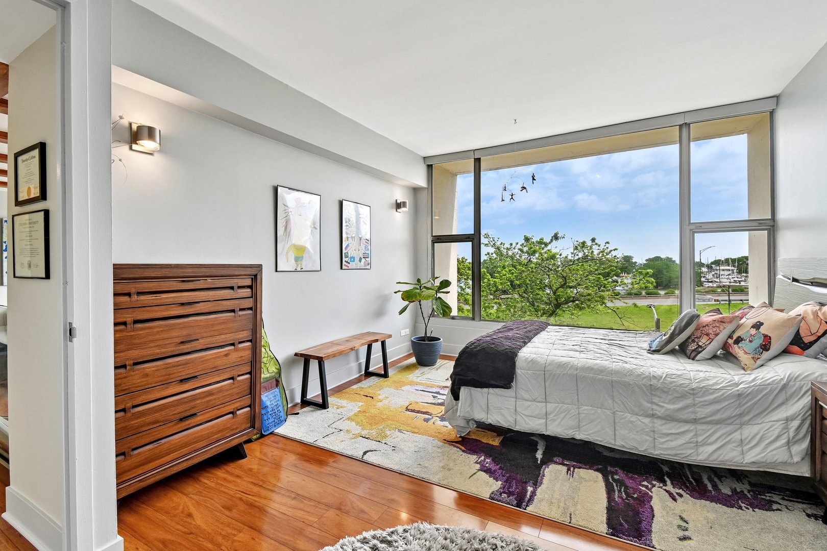 3200 N Lake Shore Drive 410 Property Photo 16