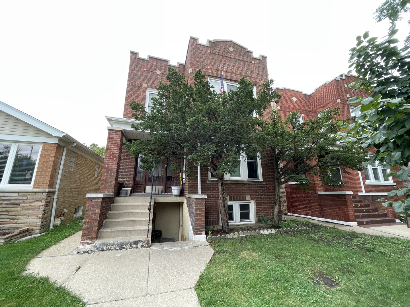 4253 N Austin Avenue 1 Property Photo 1