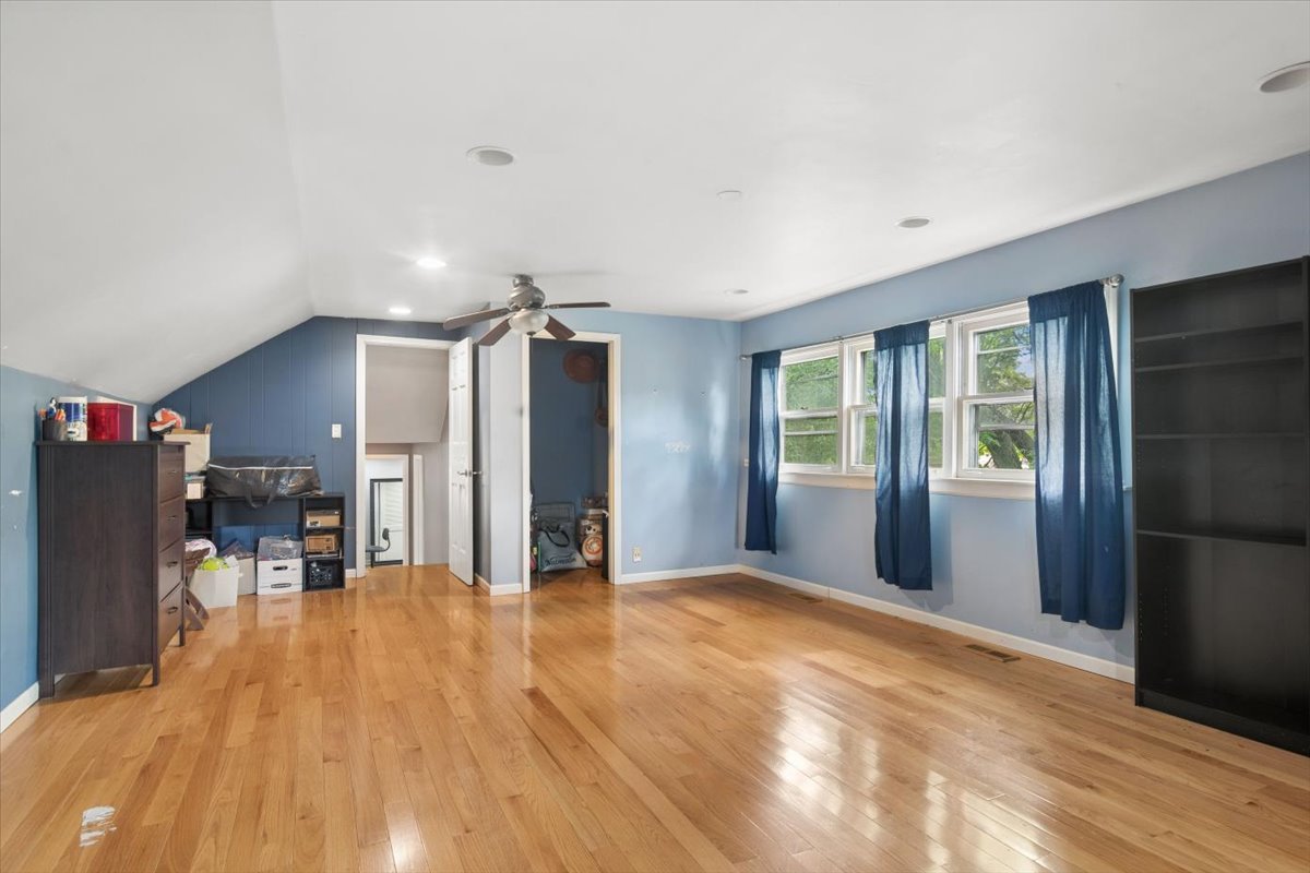211 W Pickwick Road Property Photo 14