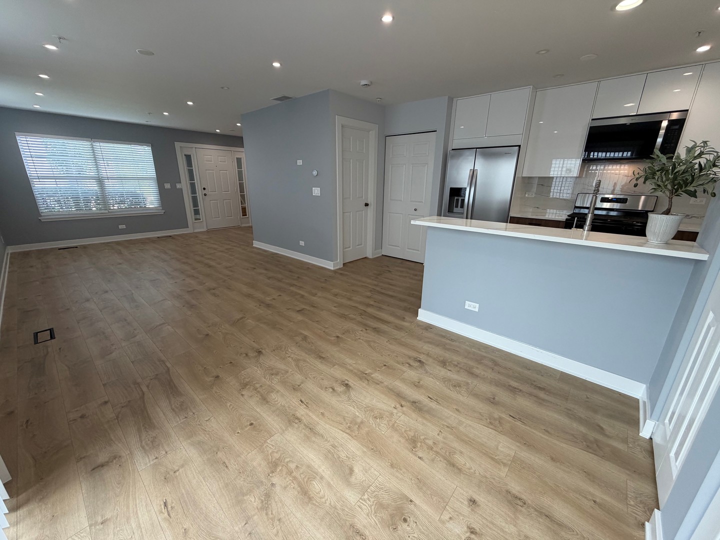 1840 Oslo Court Property Photo 3