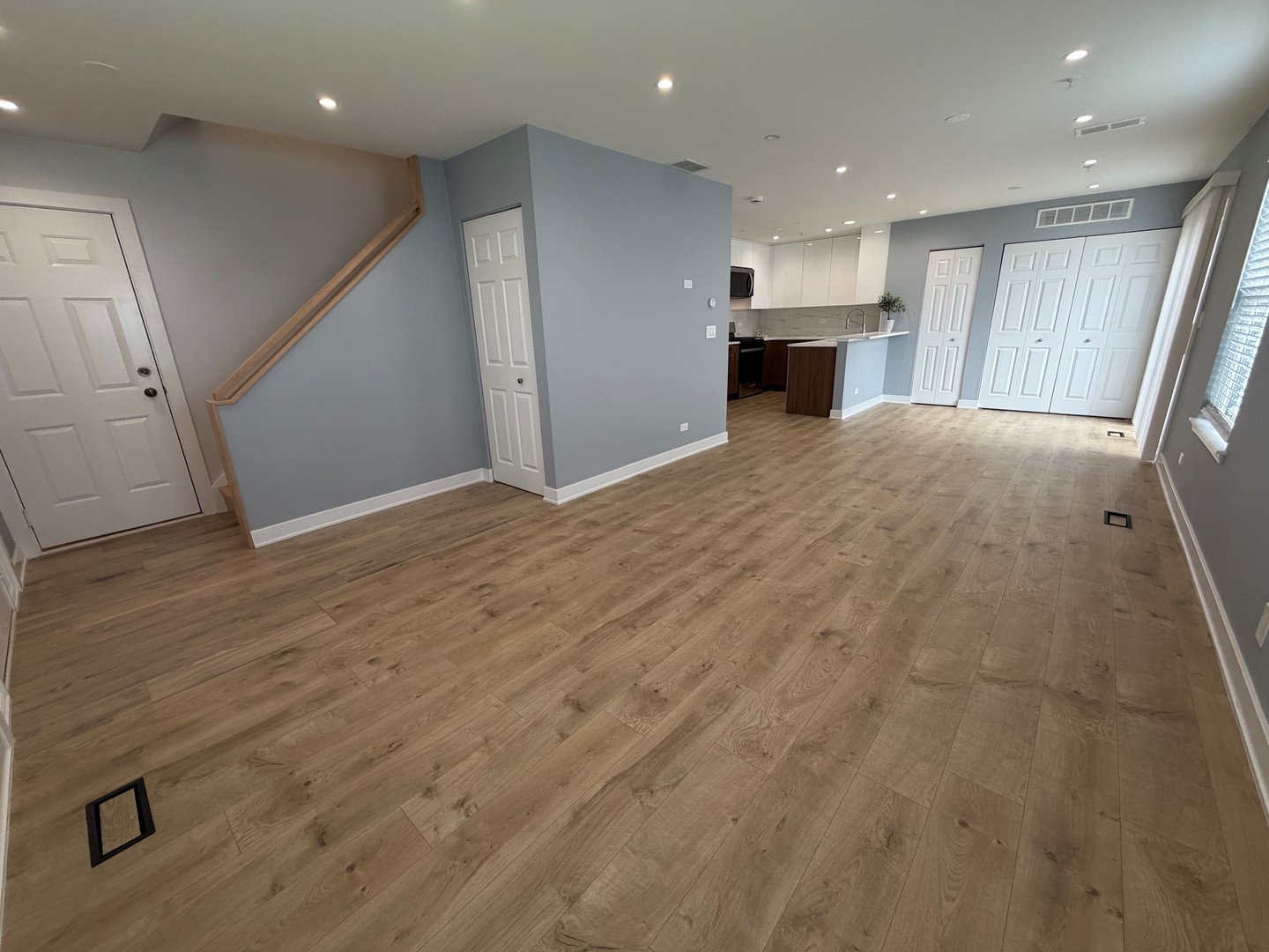 1840 Oslo Court Property Photo 4