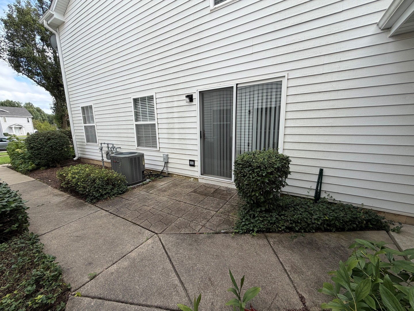 1840 Oslo Court Property Photo 16