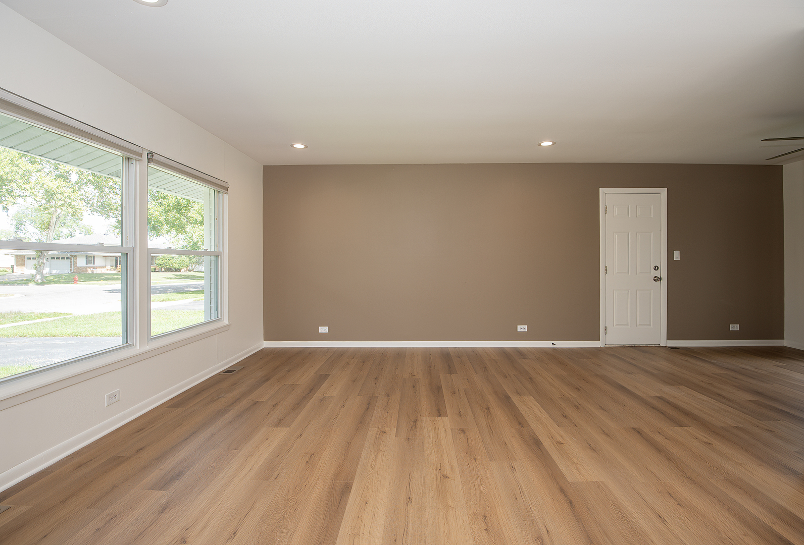 1021 Lonsdale Road Property Photo 5