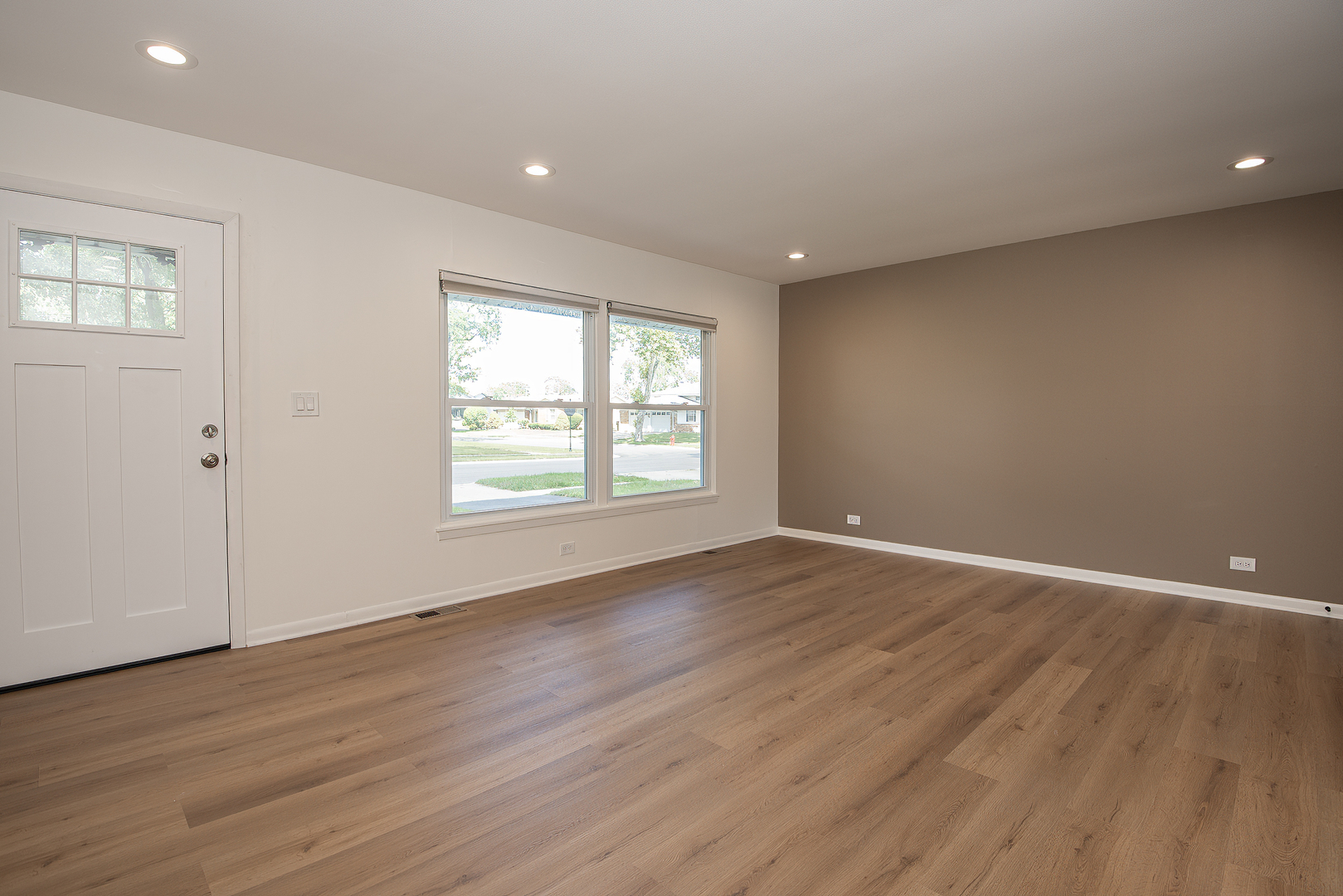 1021 Lonsdale Road Property Photo 6