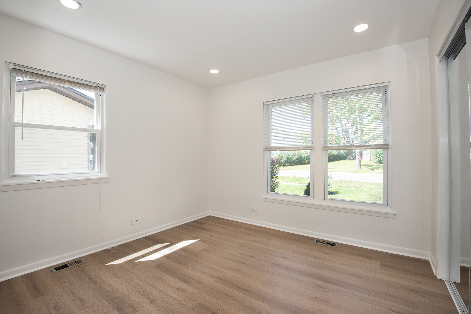 1021 Lonsdale Road Property Photo 15