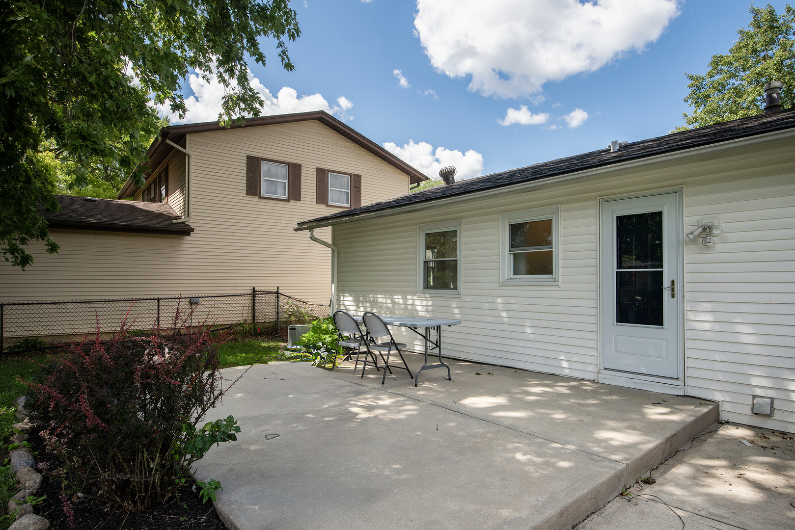 1021 Lonsdale Road Property Photo 18