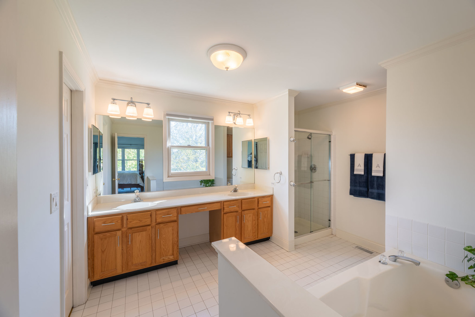 931 Ambria Drive Property Photo 16