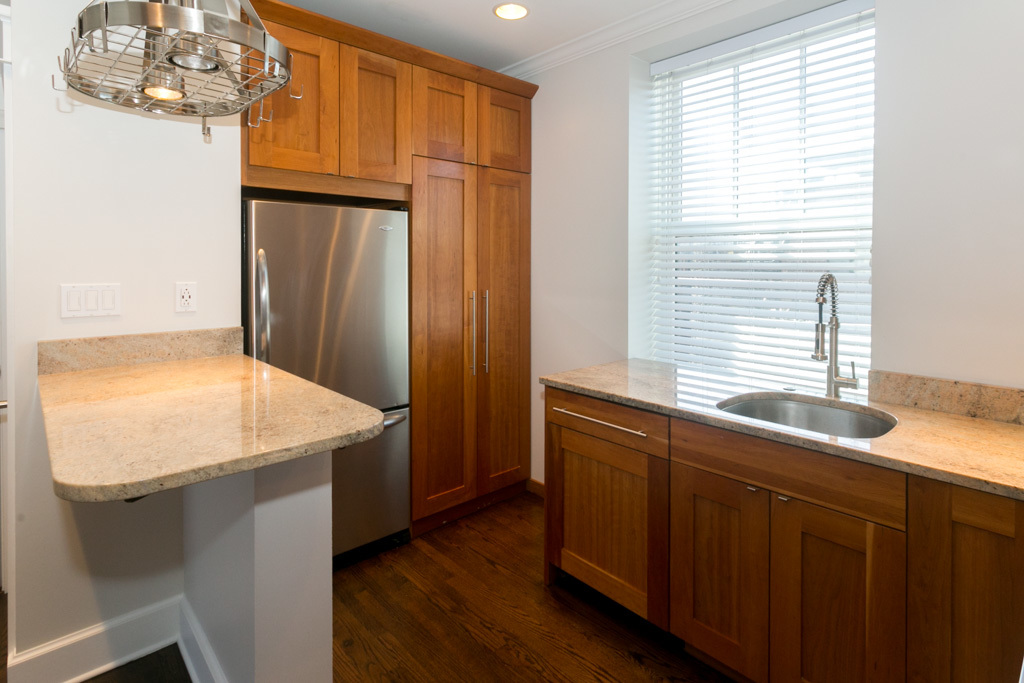 3614 N Bosworth Avenue 3r Property Photo 4