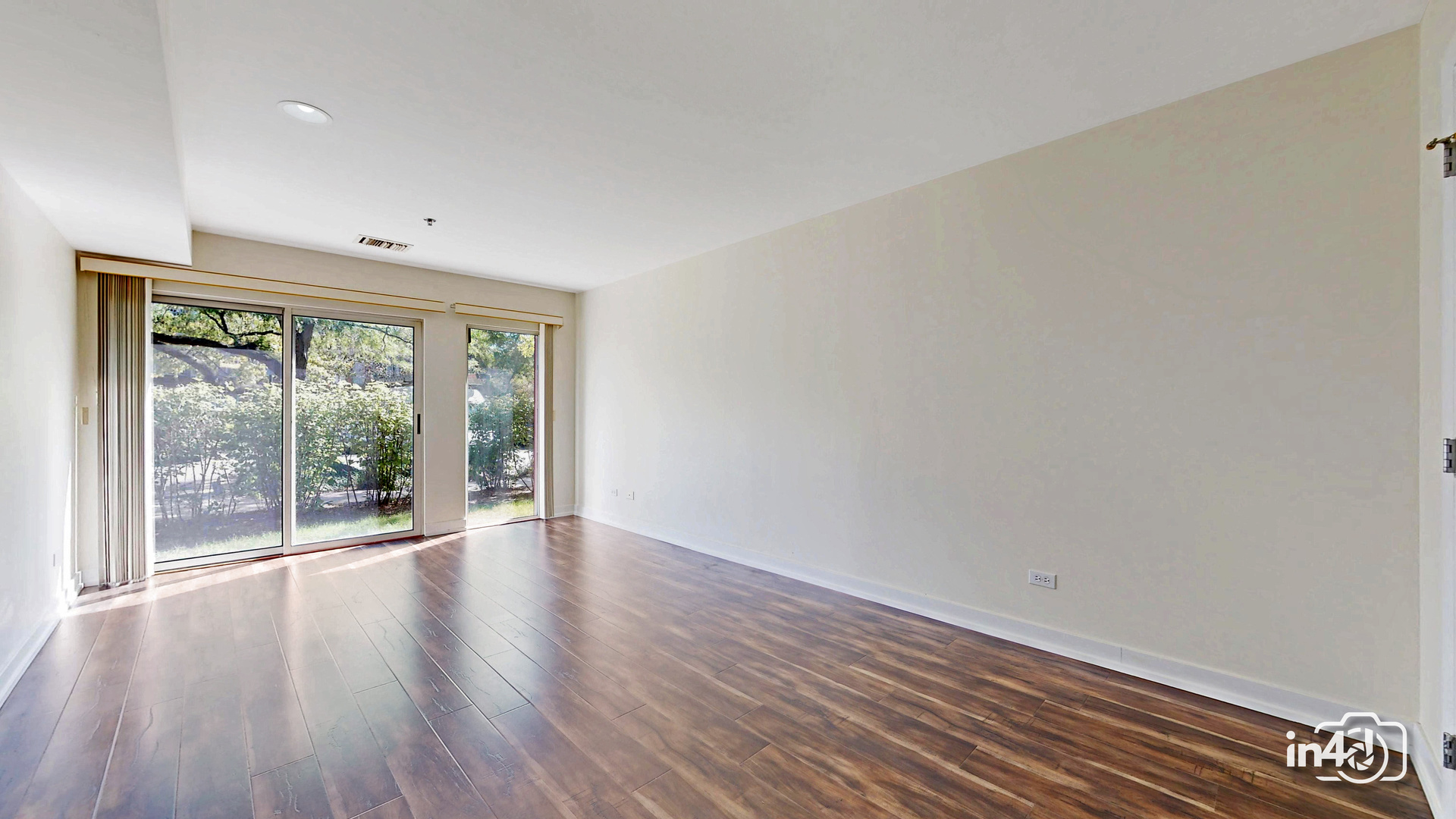 411 Kelburn Road 121 Property Photo 11