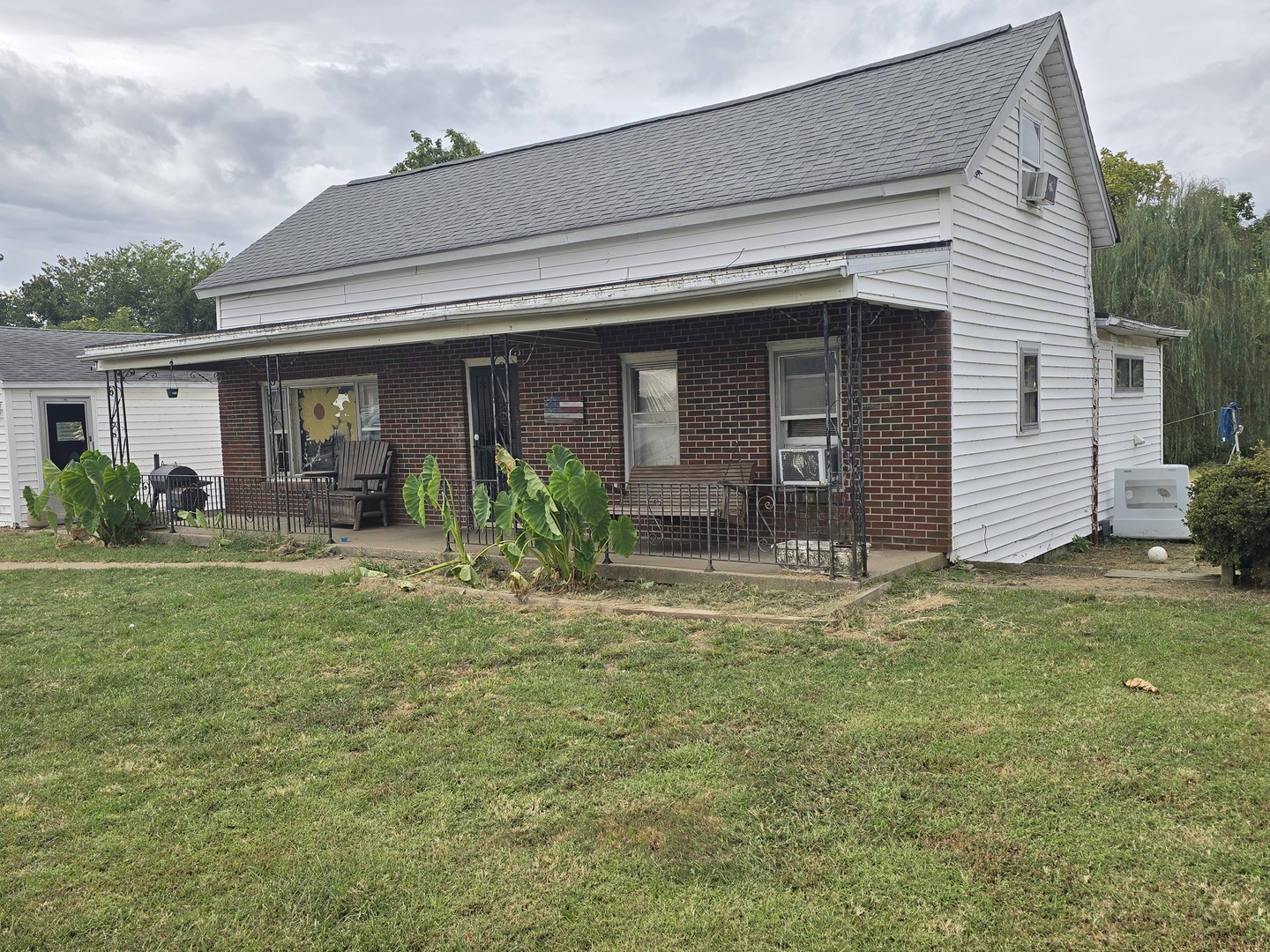 560 Butler Road Property Photo 4