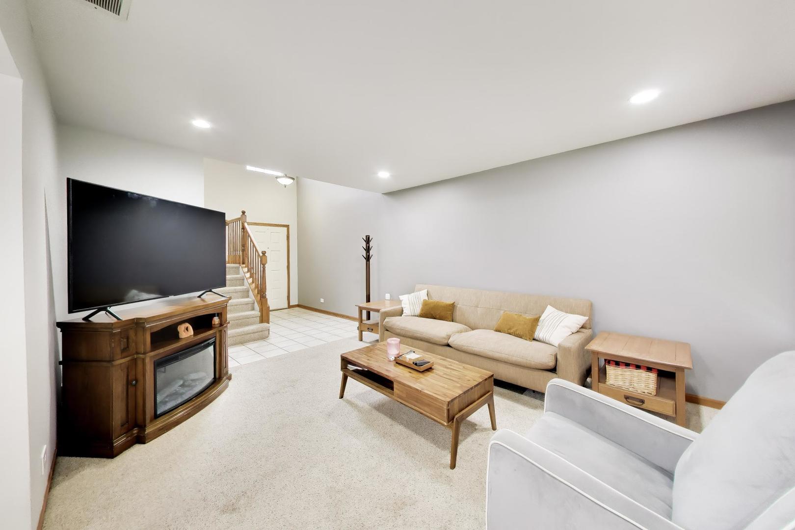 408 Locksley Drive Property Photo 8