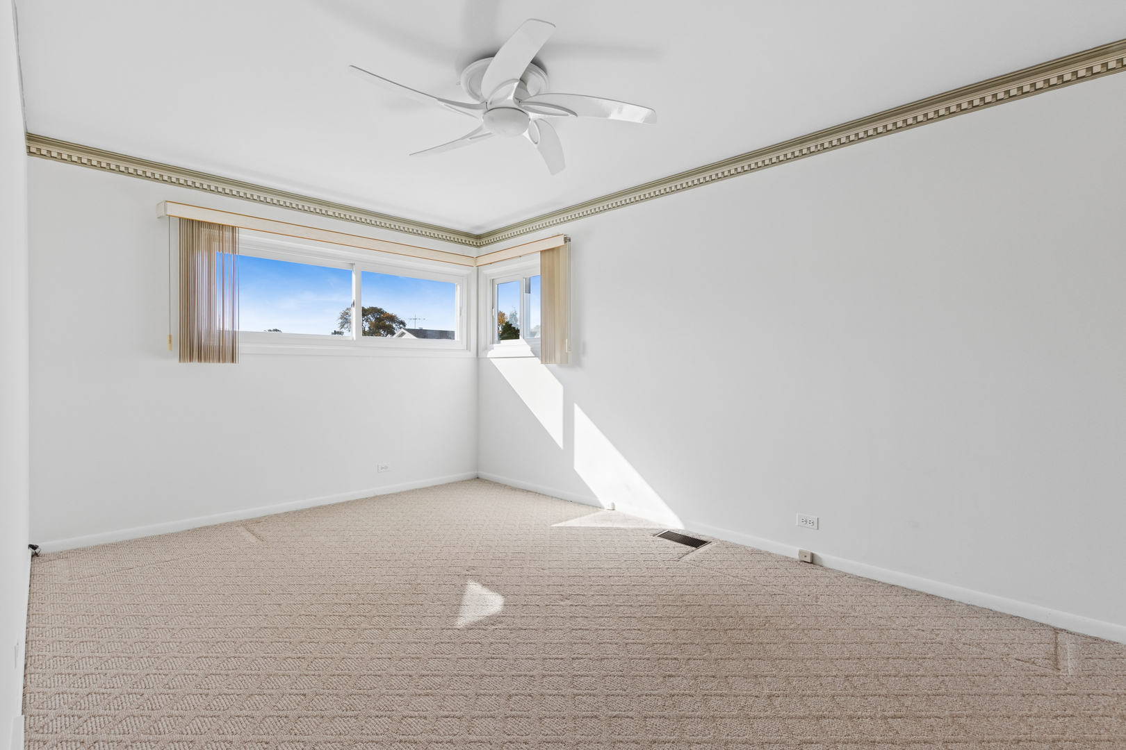 9222 Merrill Avenue Property Photo 19