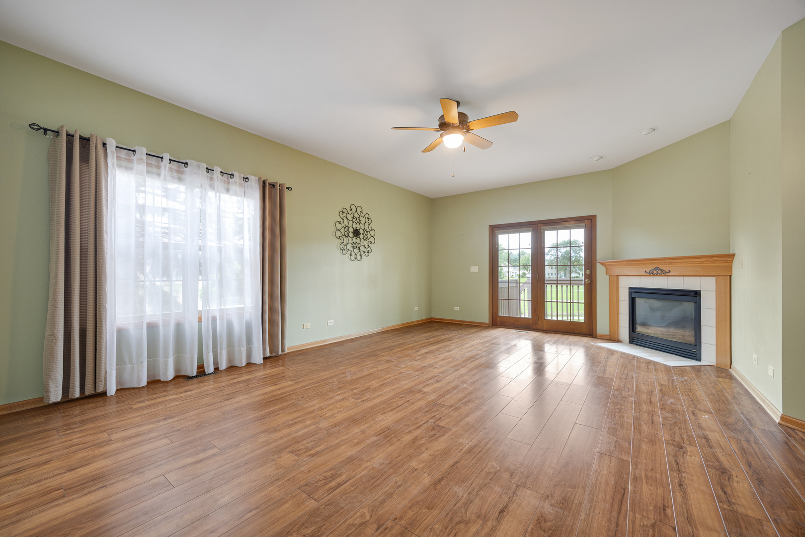 12765875 Property Photo 8