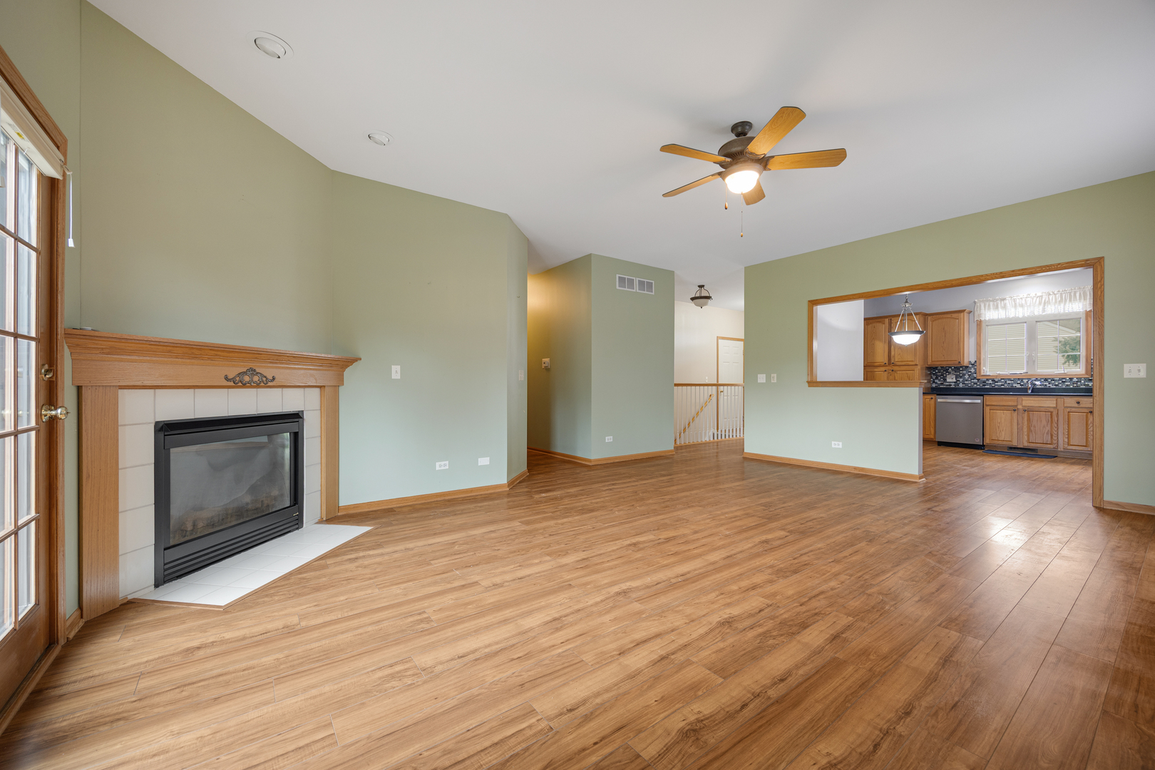 12765875 Property Photo 9