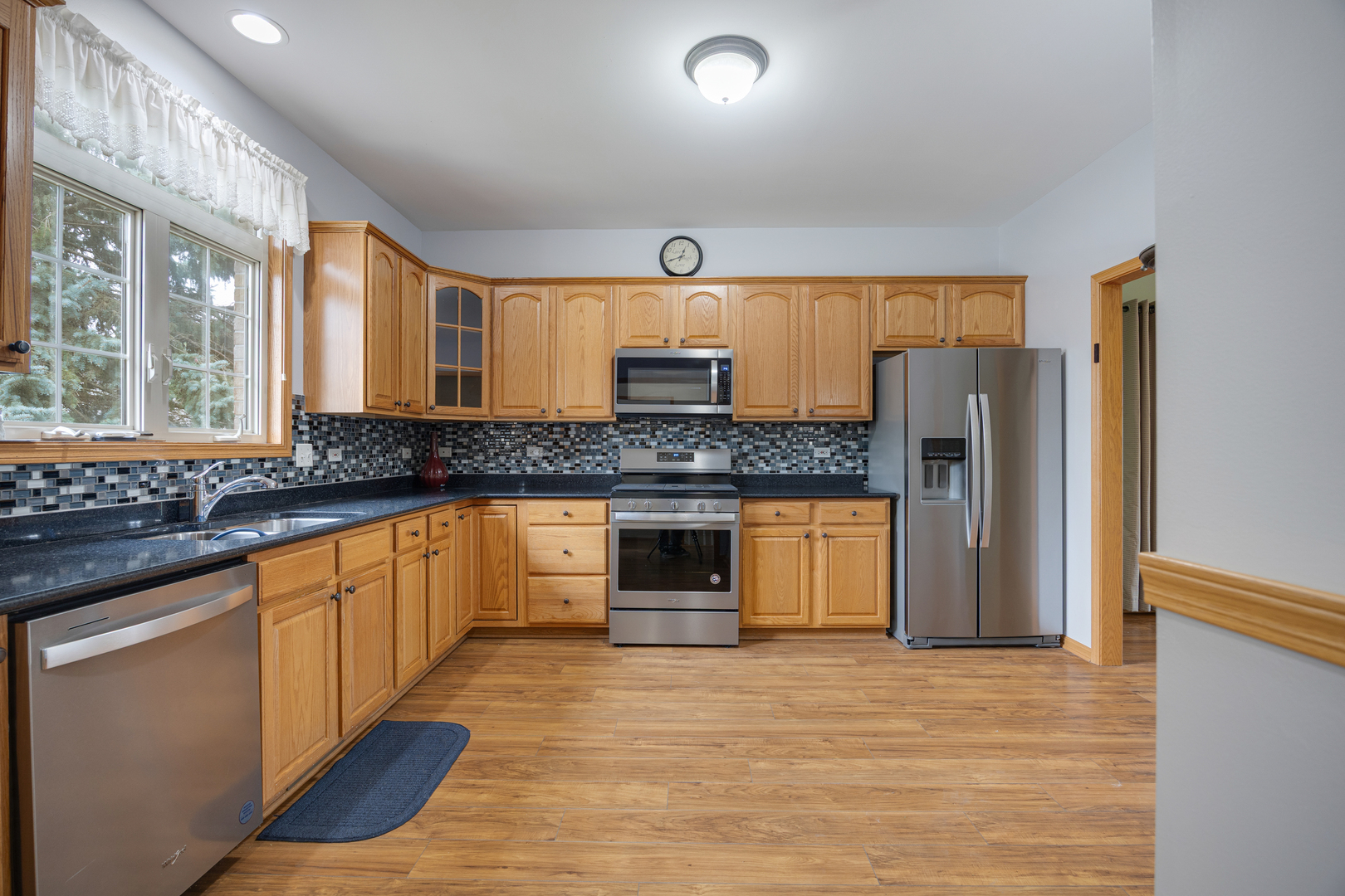 12765875 Property Photo 12