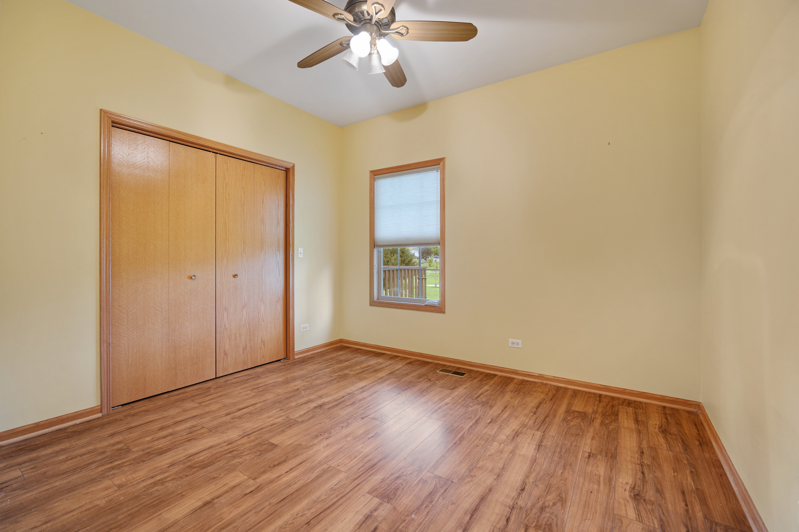 12765875 Property Photo 16