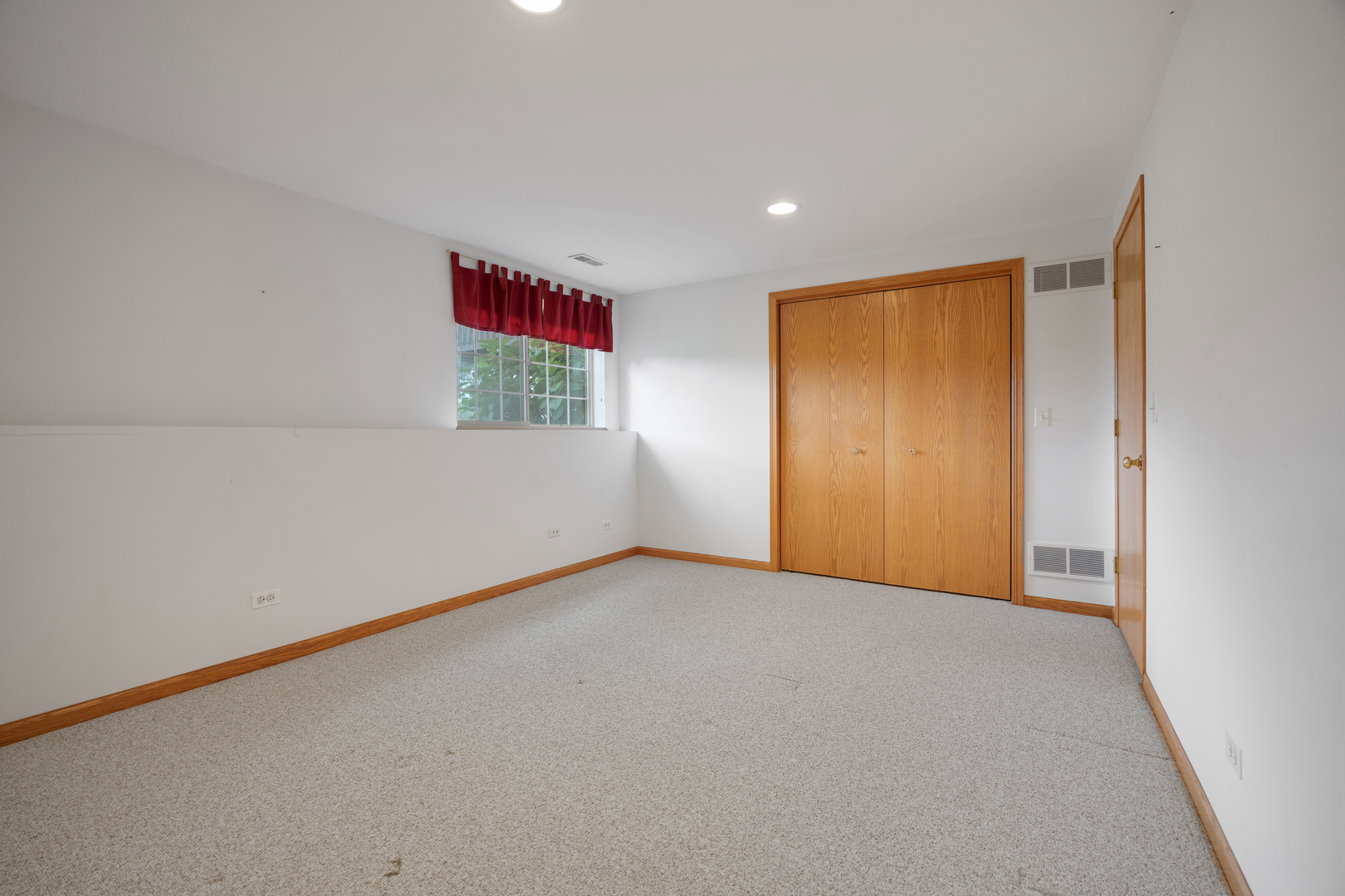12765875 Property Photo 20