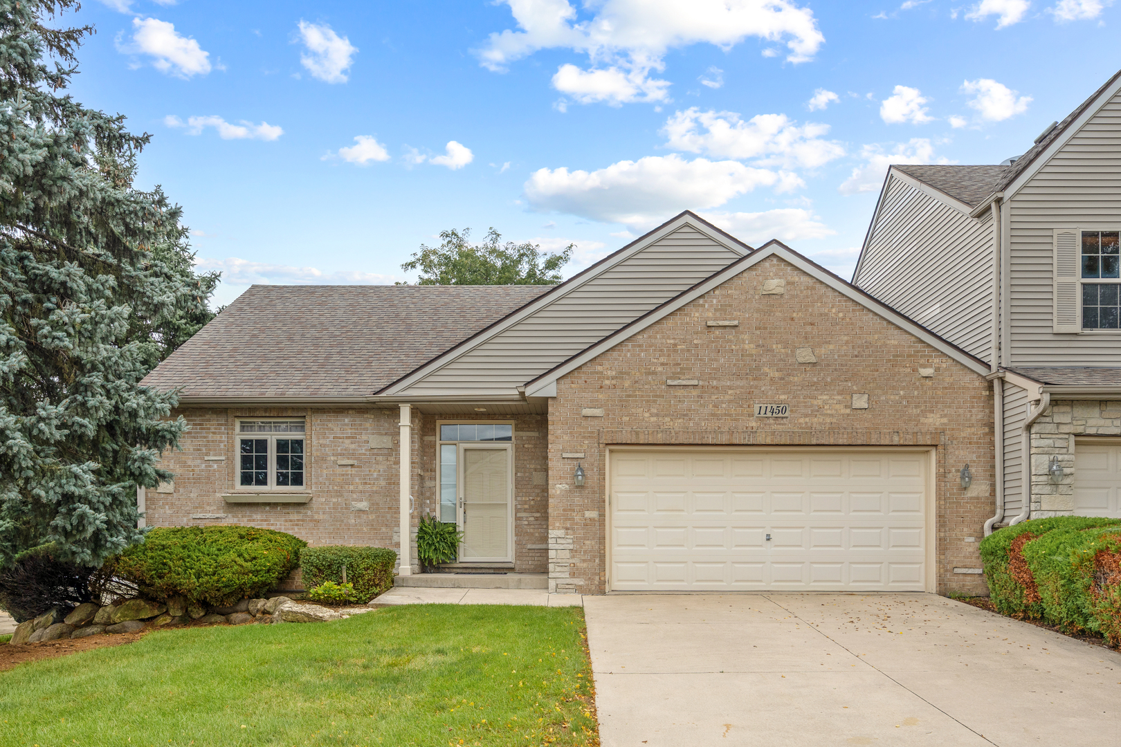 12765875 Property Photo 26