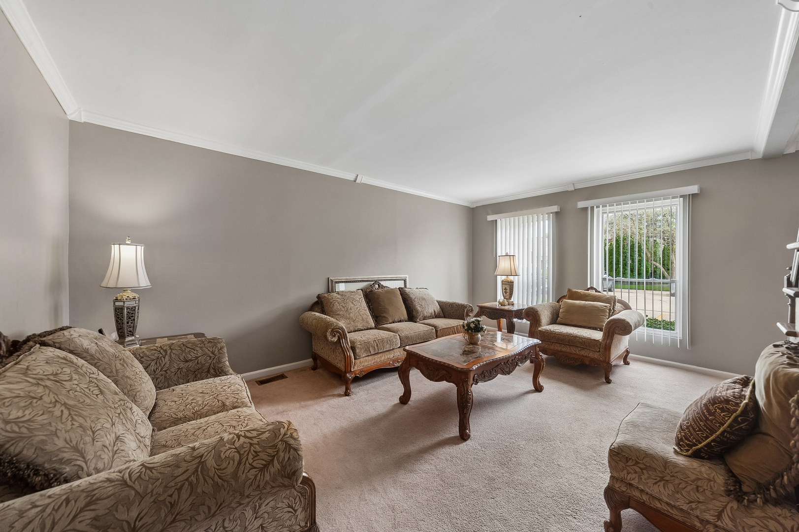 1866 Wellington Place Property Photo 4