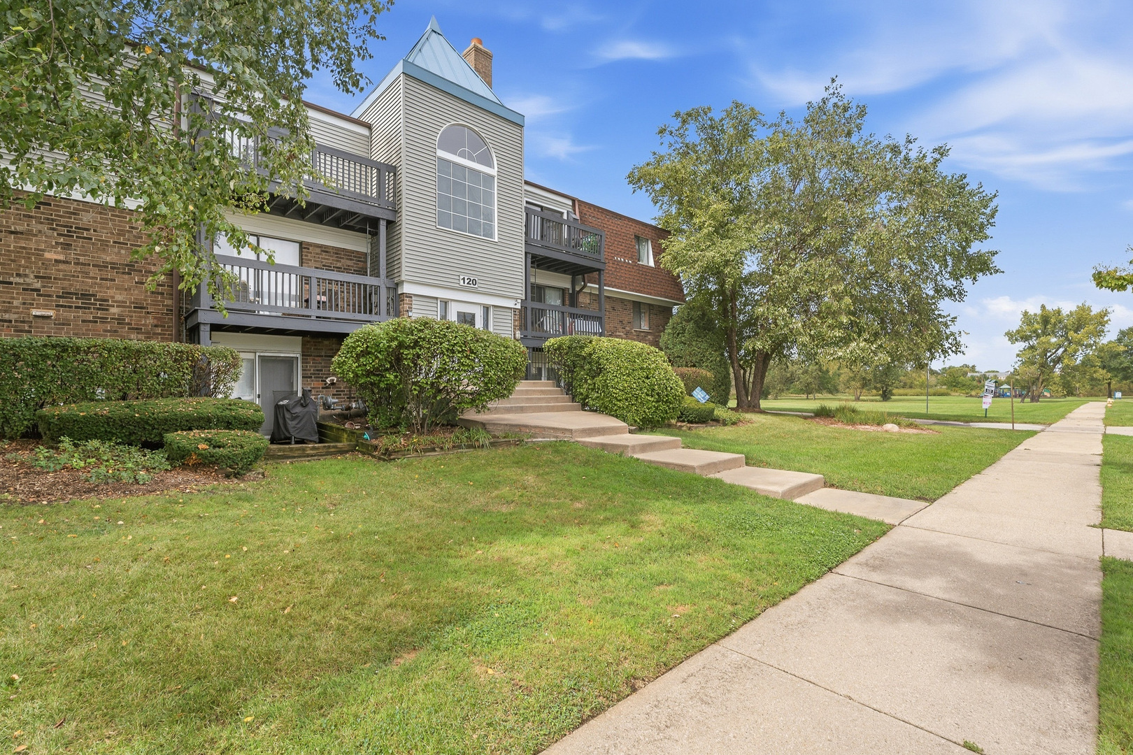 120 S La Londe Avenue 1g Property Photo 20