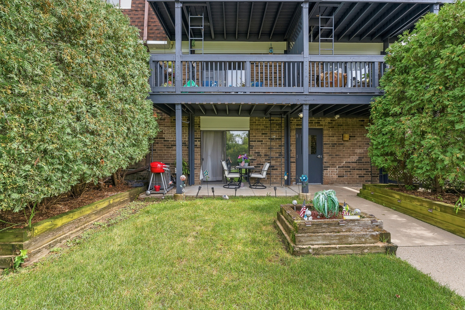 120 S La Londe Avenue 1g Property Photo 39