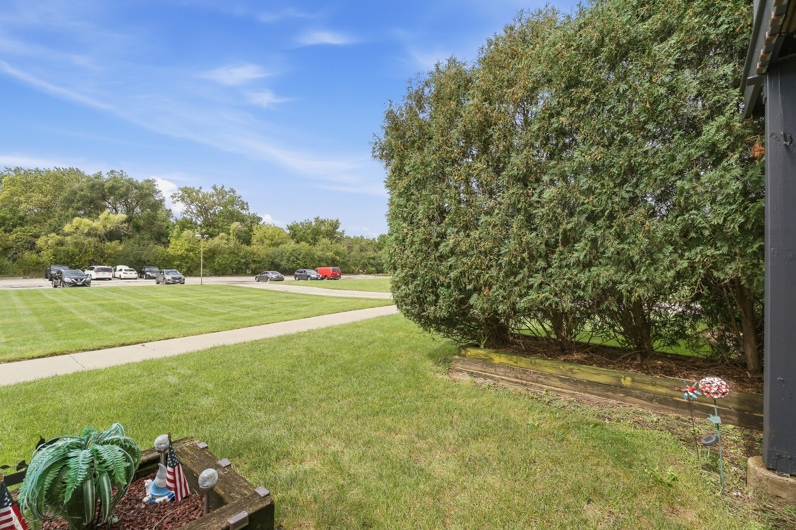 120 S La Londe Avenue 1g Property Photo 44