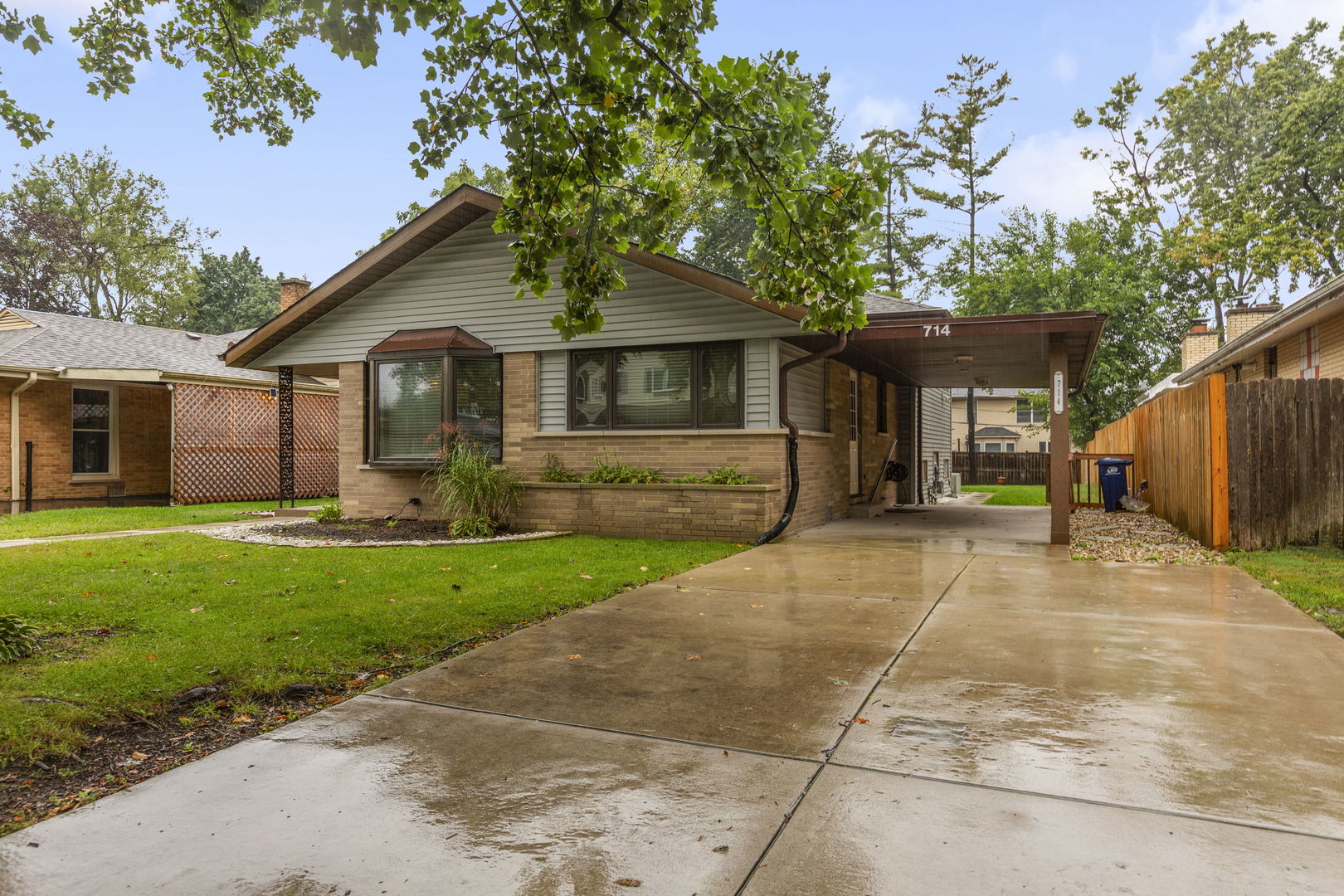 714 Jonquil Terrace Property Photo 2