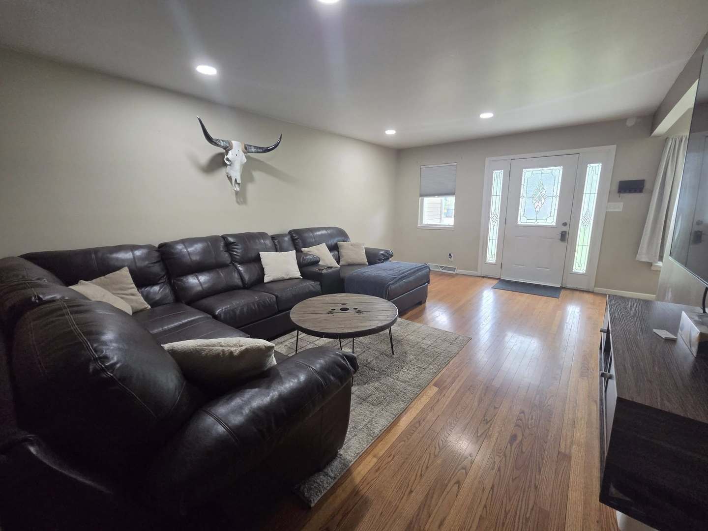 1445 Lantern Lane Property Photo 4