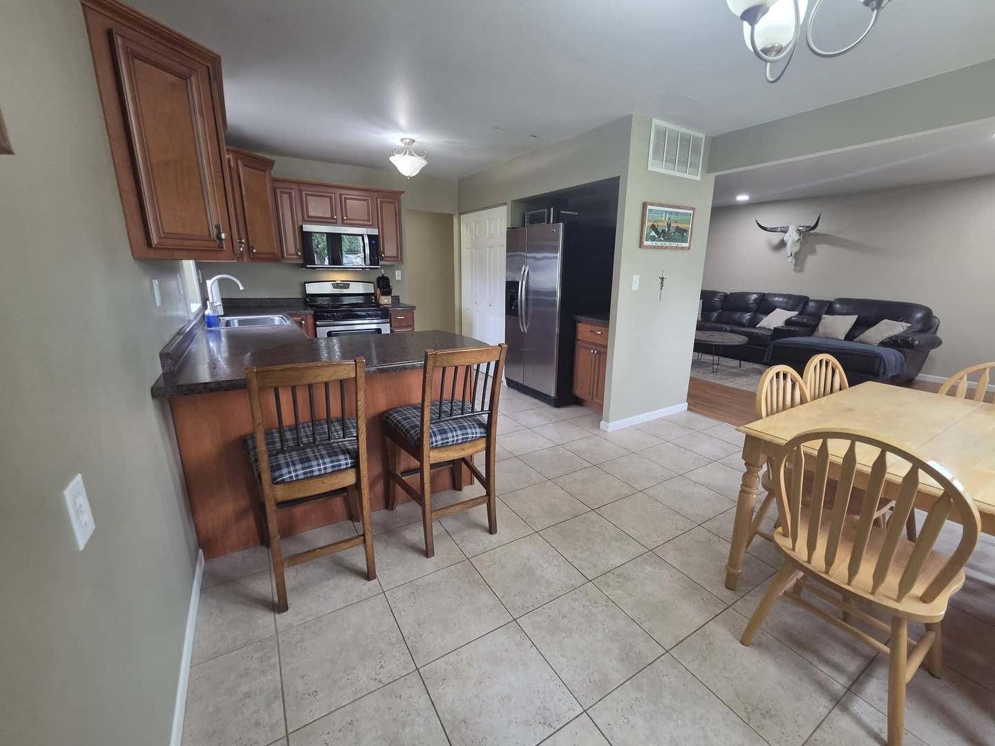 1445 Lantern Lane Property Photo 7