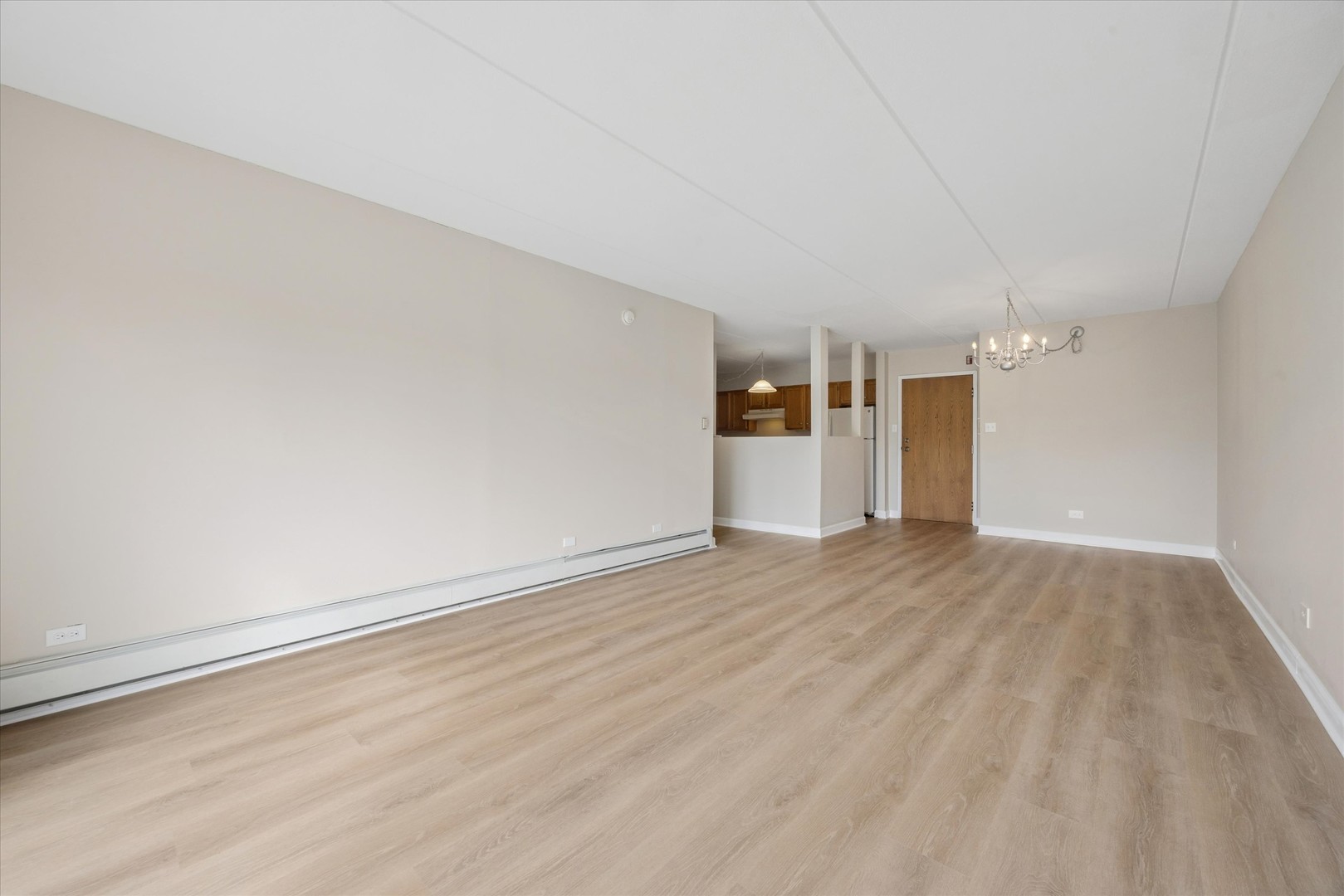 5125 Blodgett Avenue 507 Property Photo 4