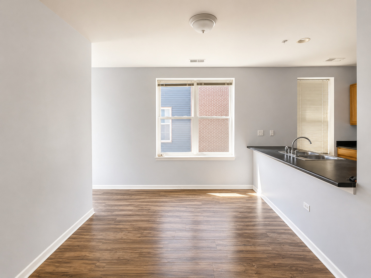 3506 S State Street 312 Property Photo 4