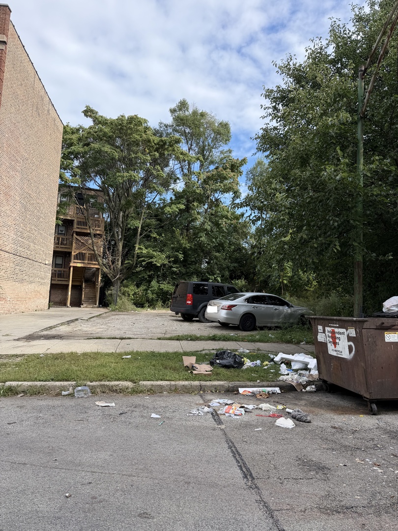 7509 S Normal Avenue Property Photo 1