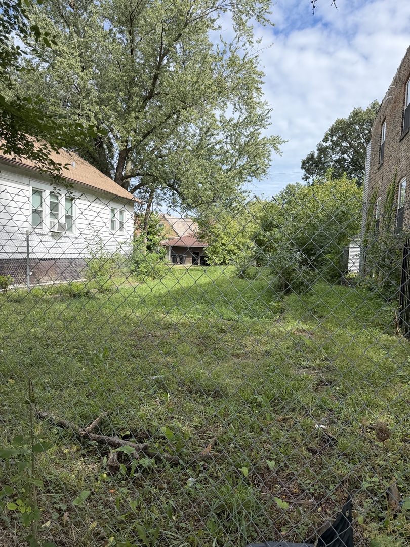 10449 S State Street Property Photo 1