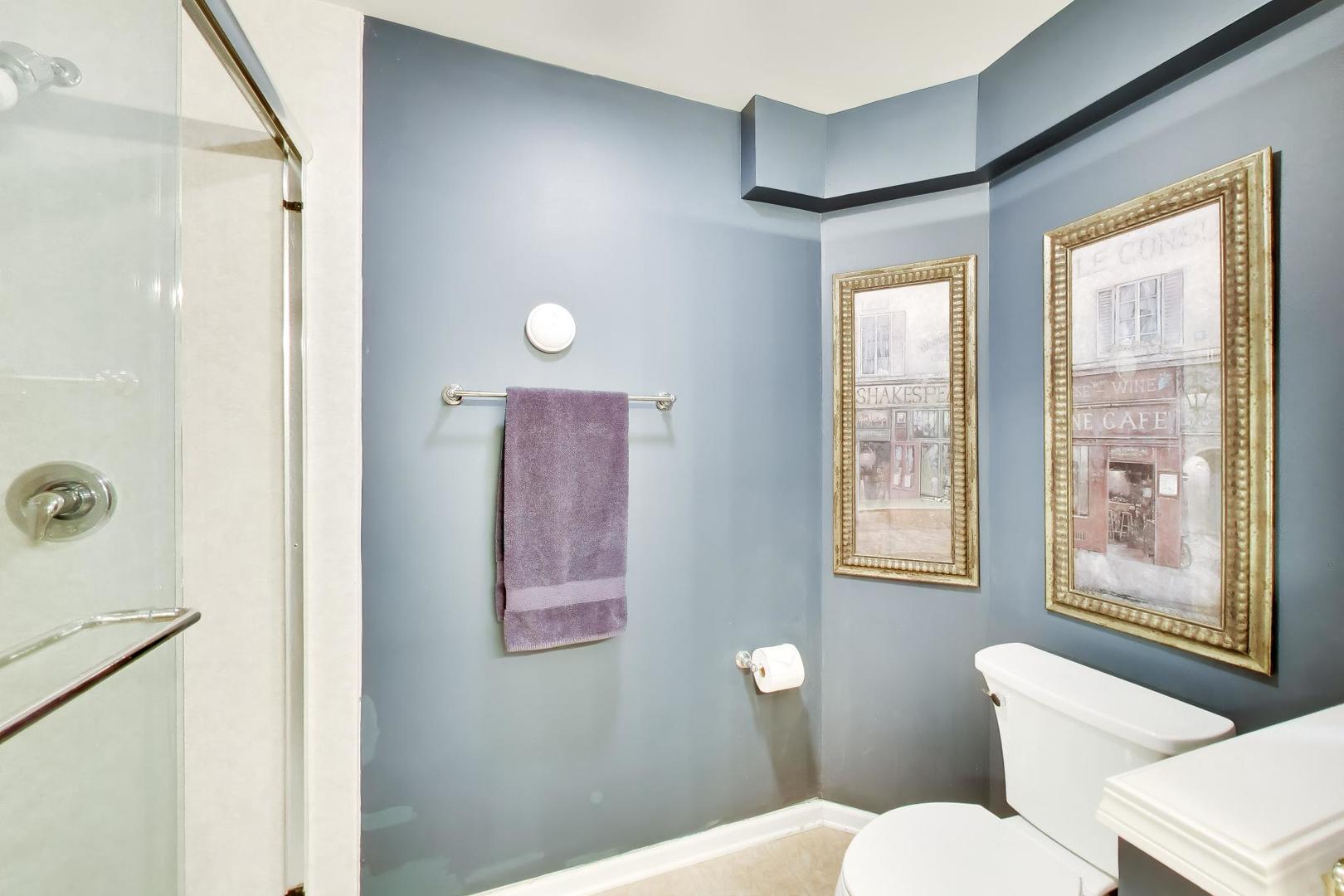 923 Kings Canyon Drive Property Photo 10