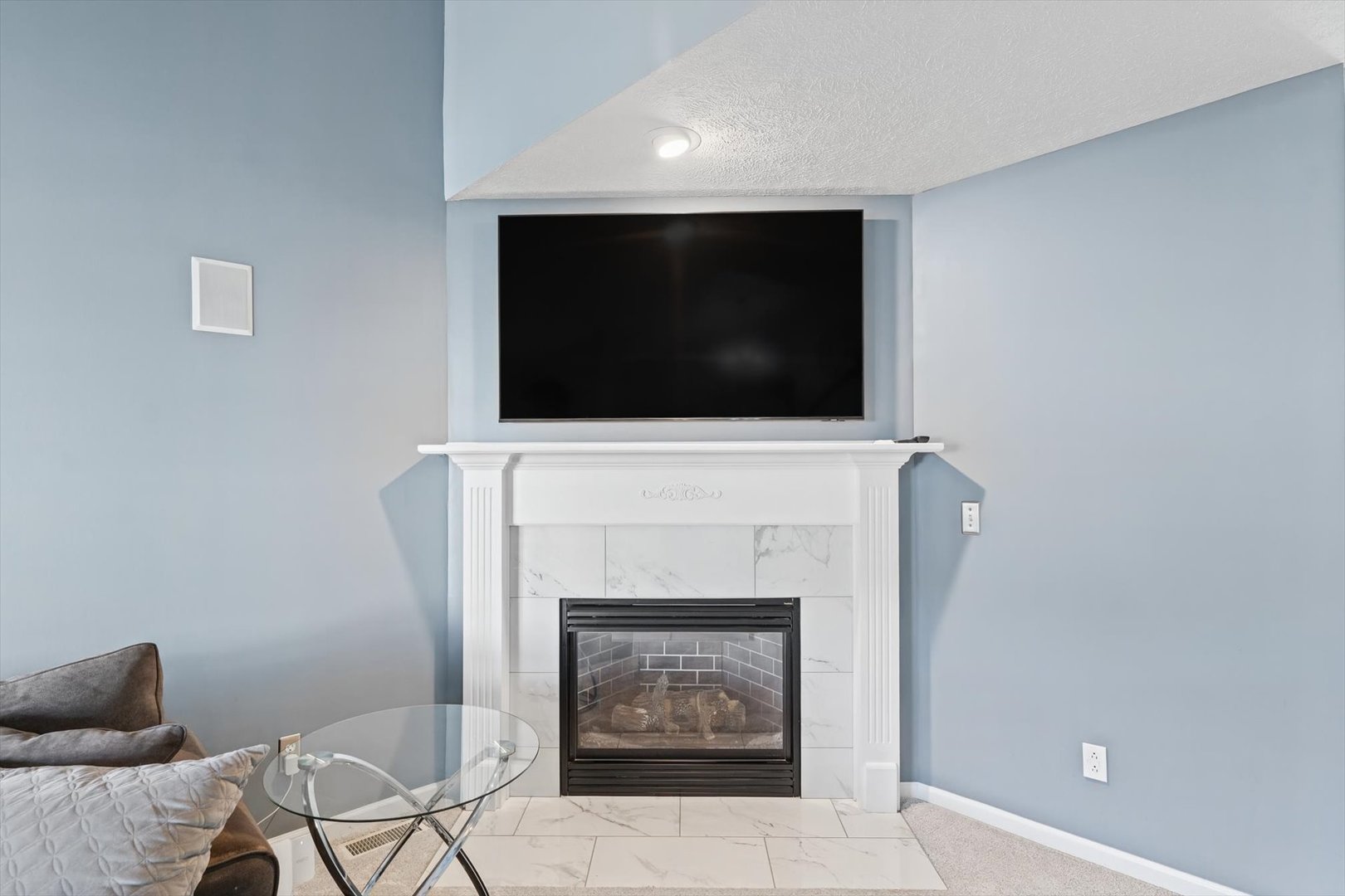 595 Beechwood Court Property Photo 6