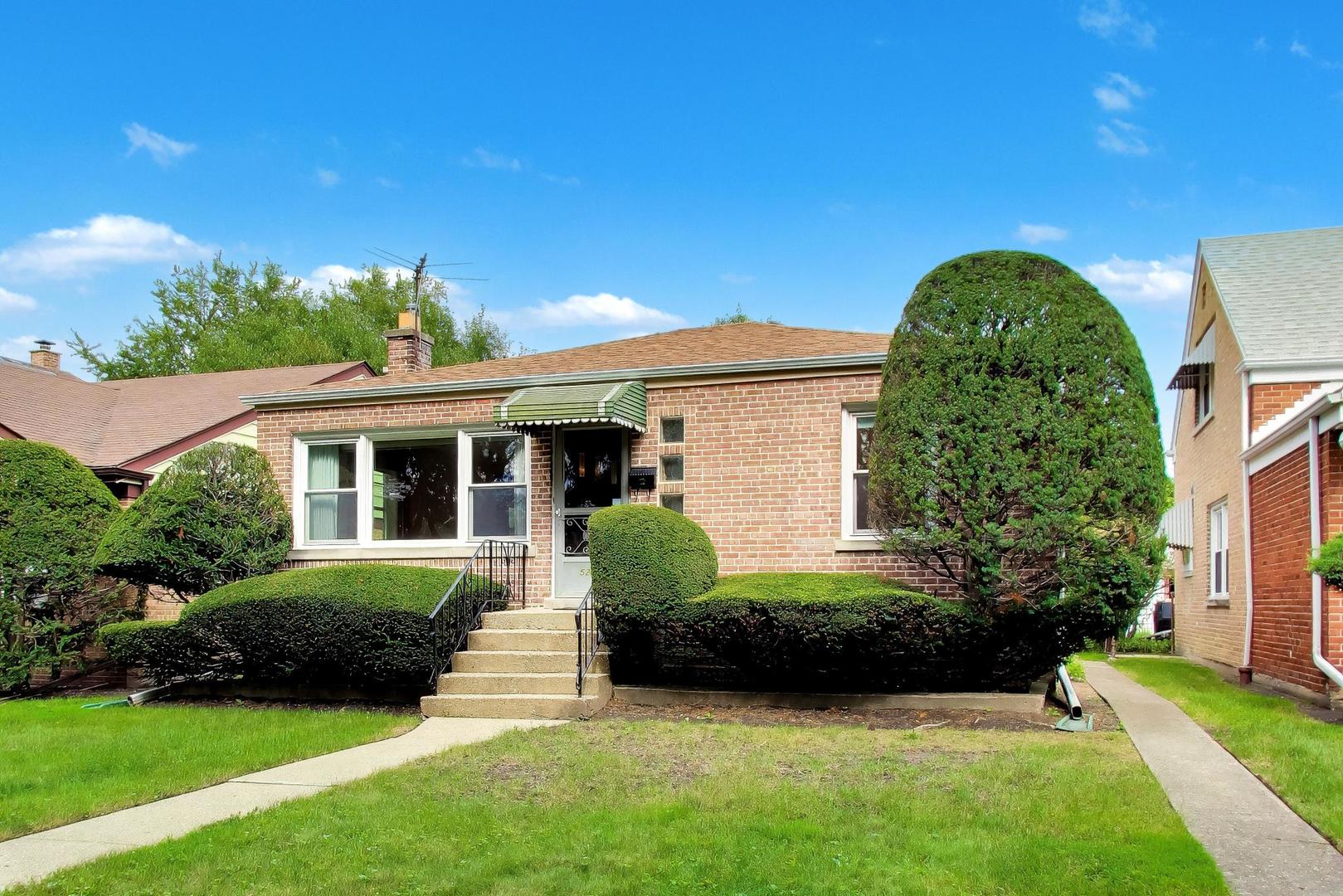 5228 Davis Street Property Photo 2