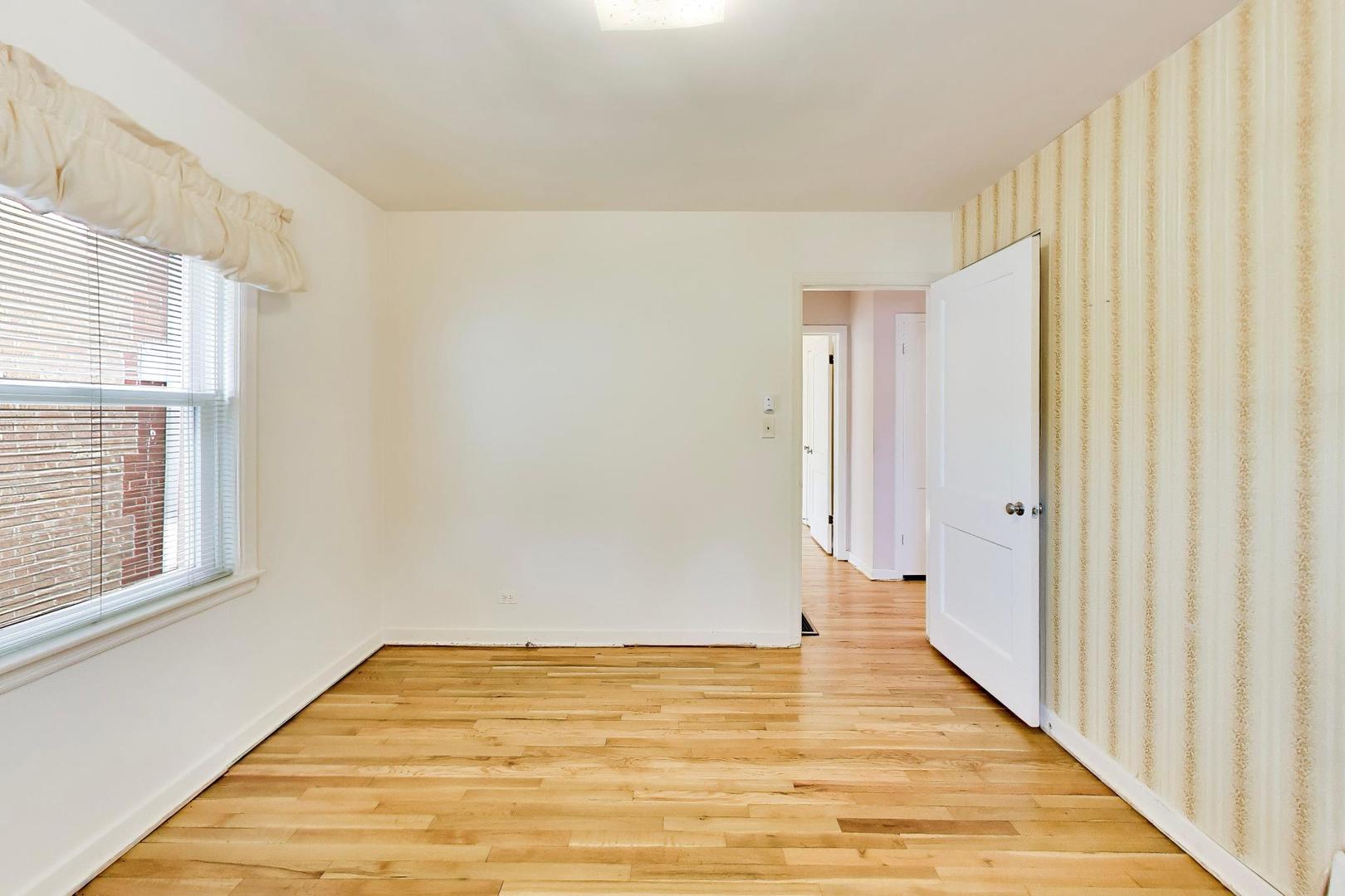 5228 Davis Street Property Photo 24