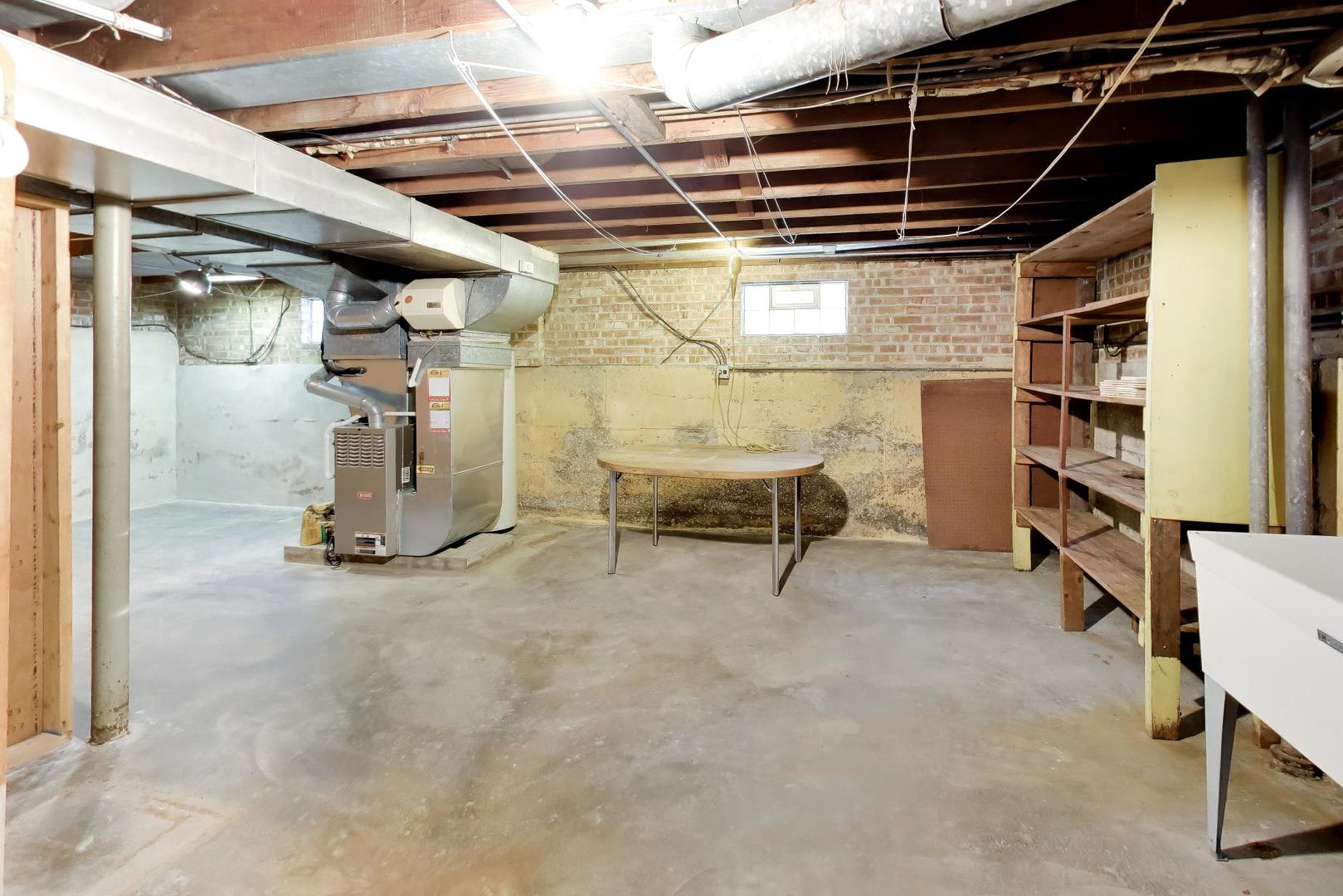 5228 Davis Street Property Photo 31